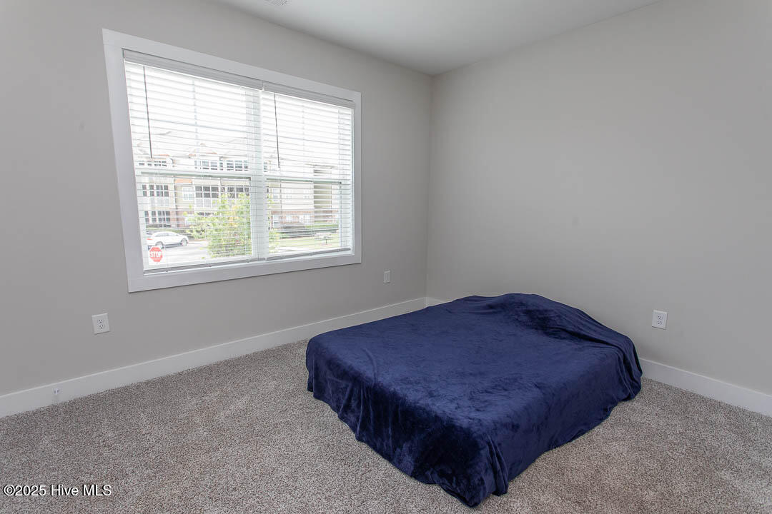 395 S Crow Creek Drive 1615 Property Photo 25