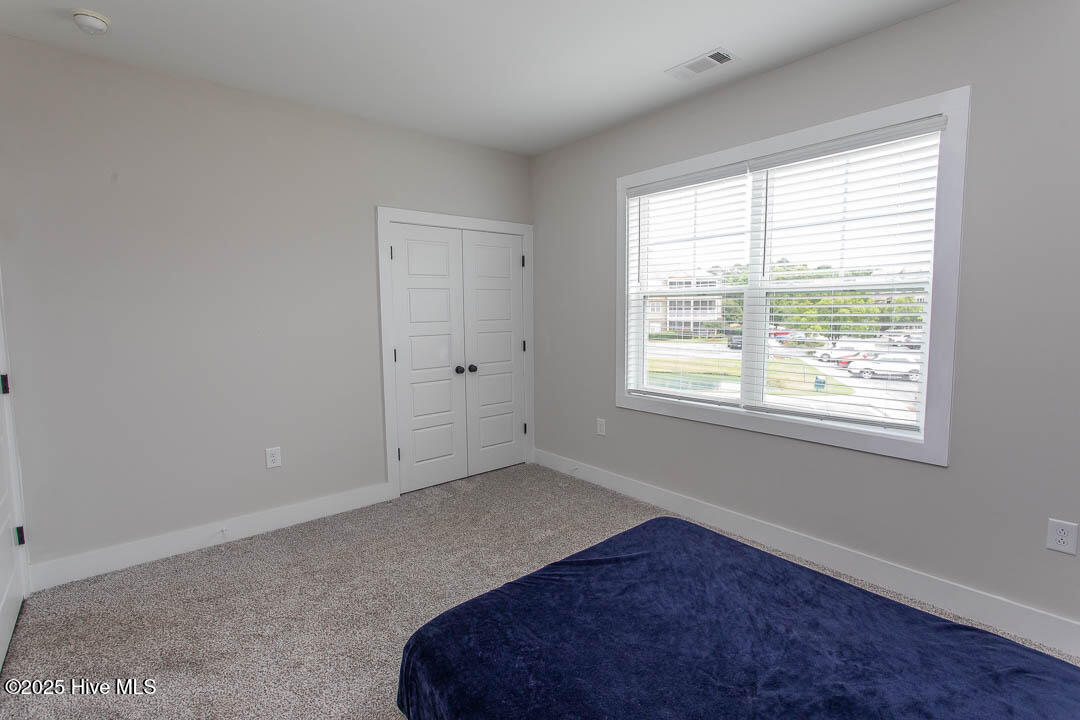 395 S Crow Creek Drive 1615 Property Photo 27