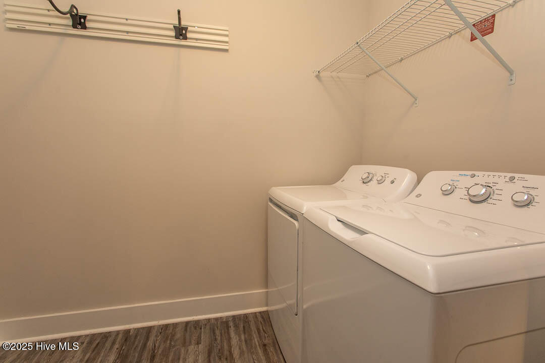 395 S Crow Creek Drive 1615 Property Photo 32