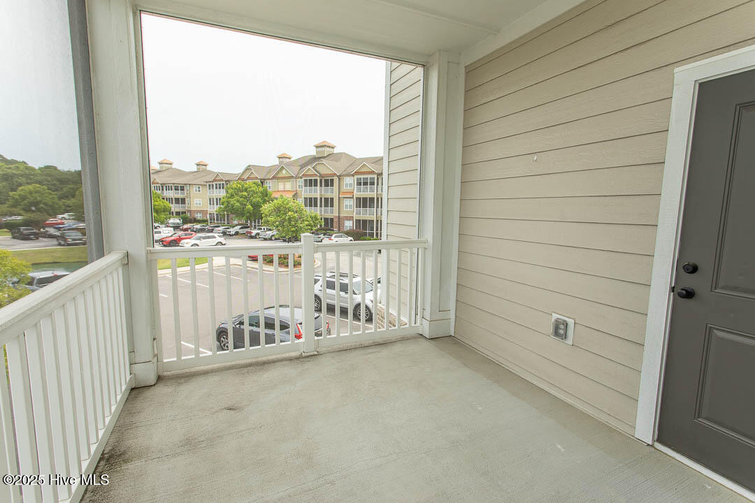 395 S Crow Creek Drive 1615 Property Photo 36