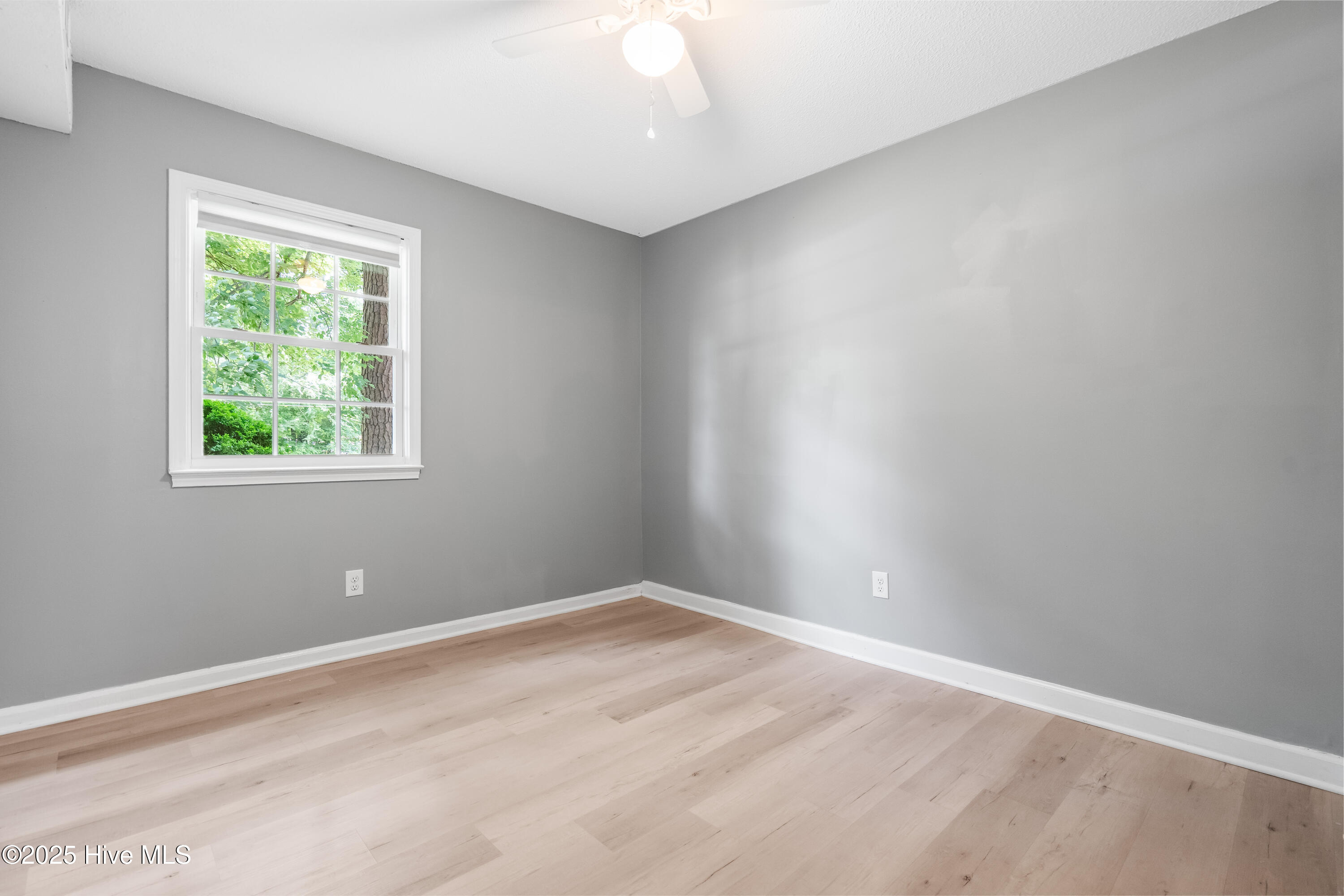 4001 Pin Oak Road Property Photo 14