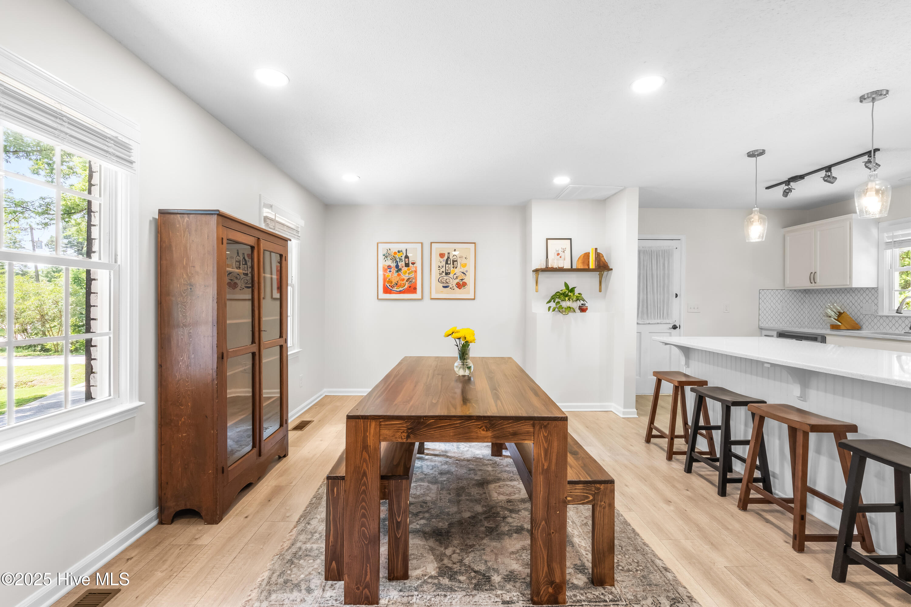 4001 Pin Oak Road Property Photo 15