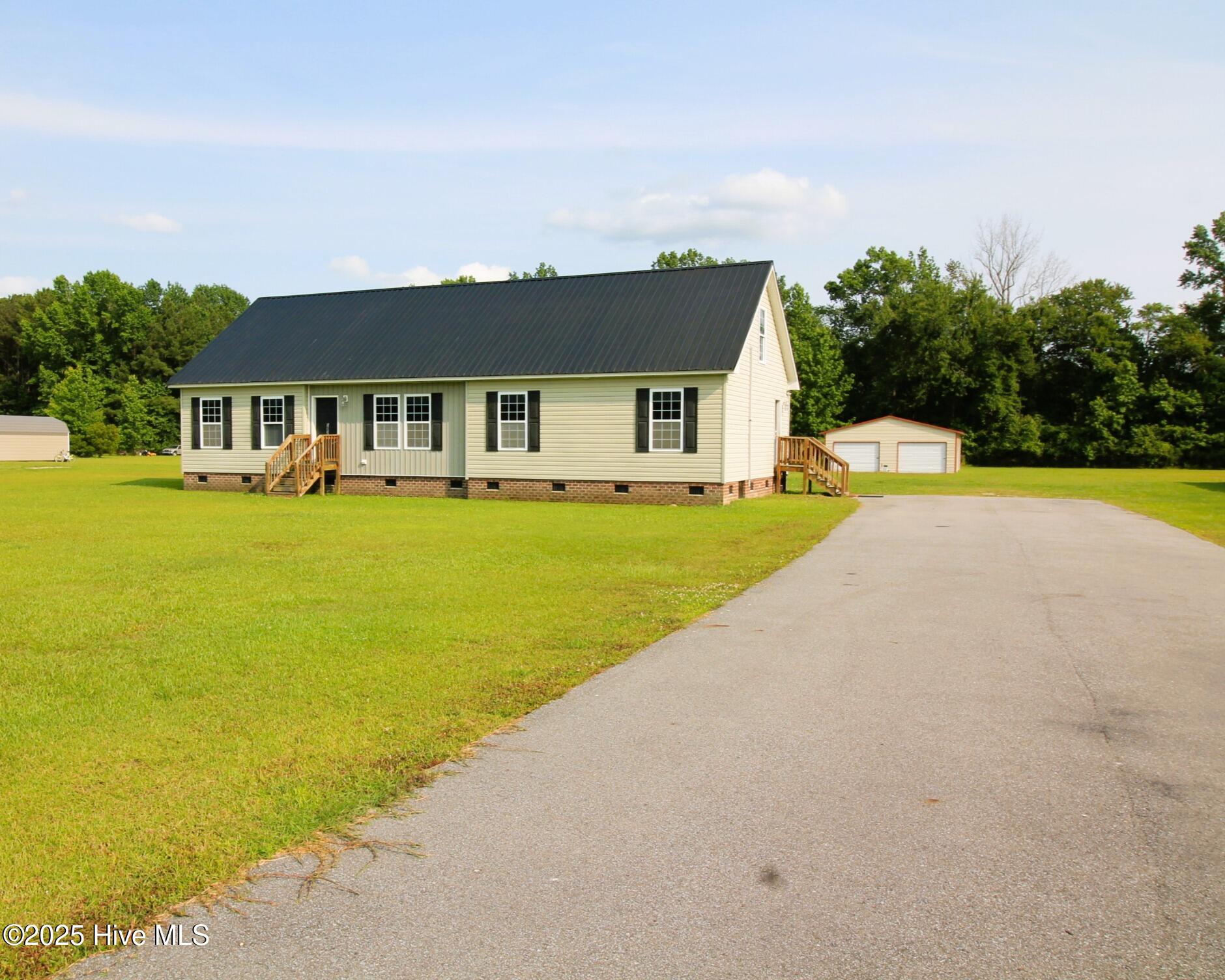 1931 Nc Highway 102 Property Photo 1