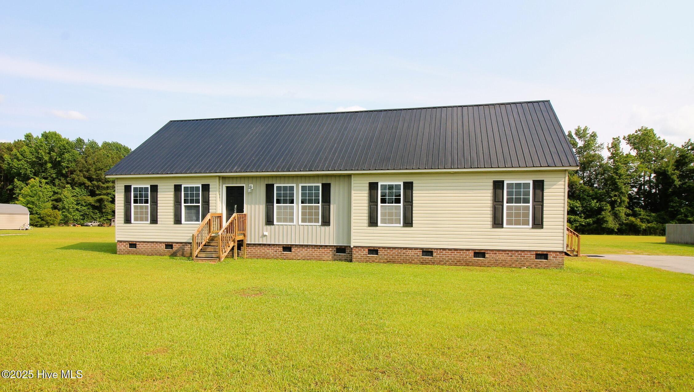 1931 Nc Highway 102 Property Photo 3