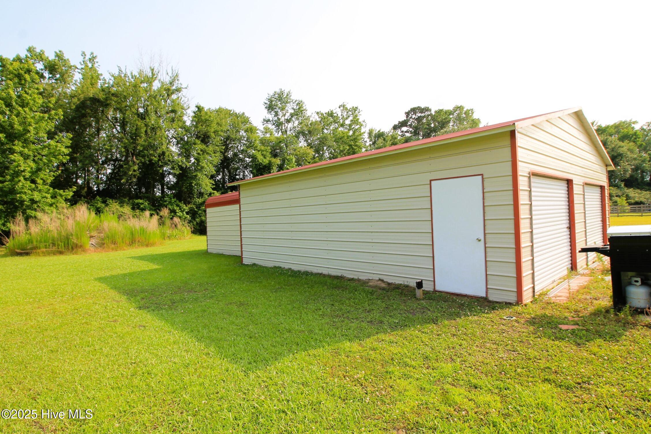 1931 Nc Highway 102 Property Photo 5