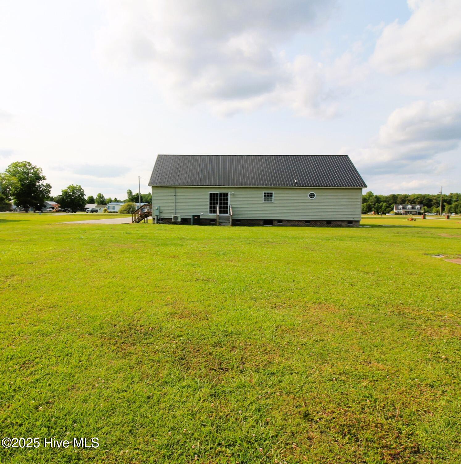 1931 Nc Highway 102 Property Photo 7