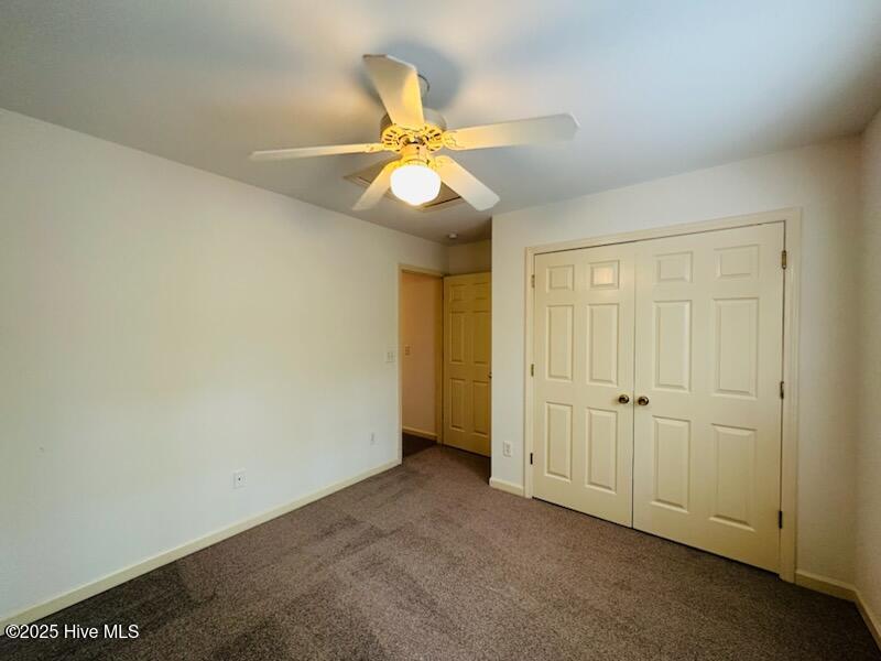 305 Saint Rosea Drive Property Photo 28
