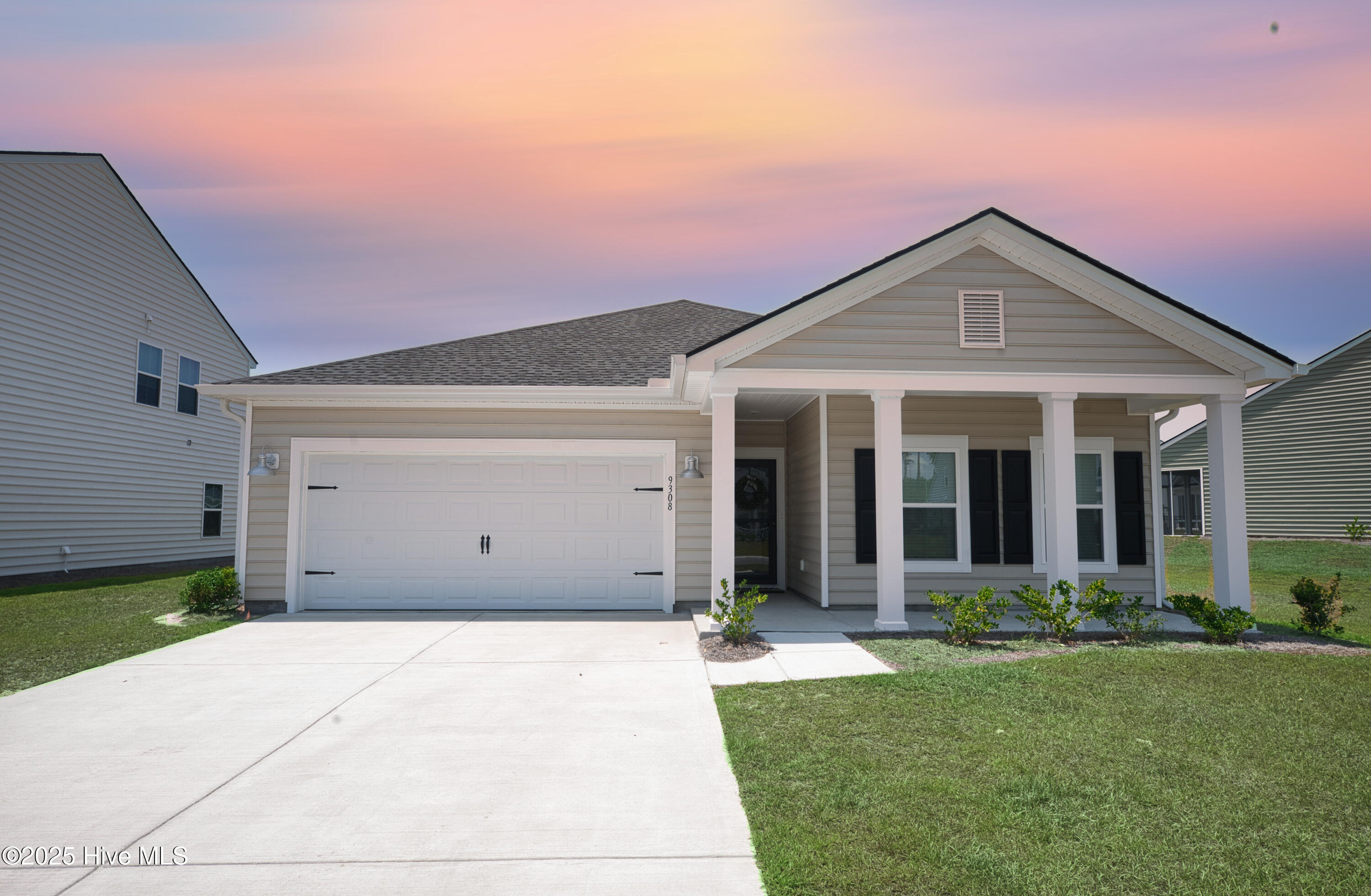 9308 Little Osprey Drive Property Photo 1