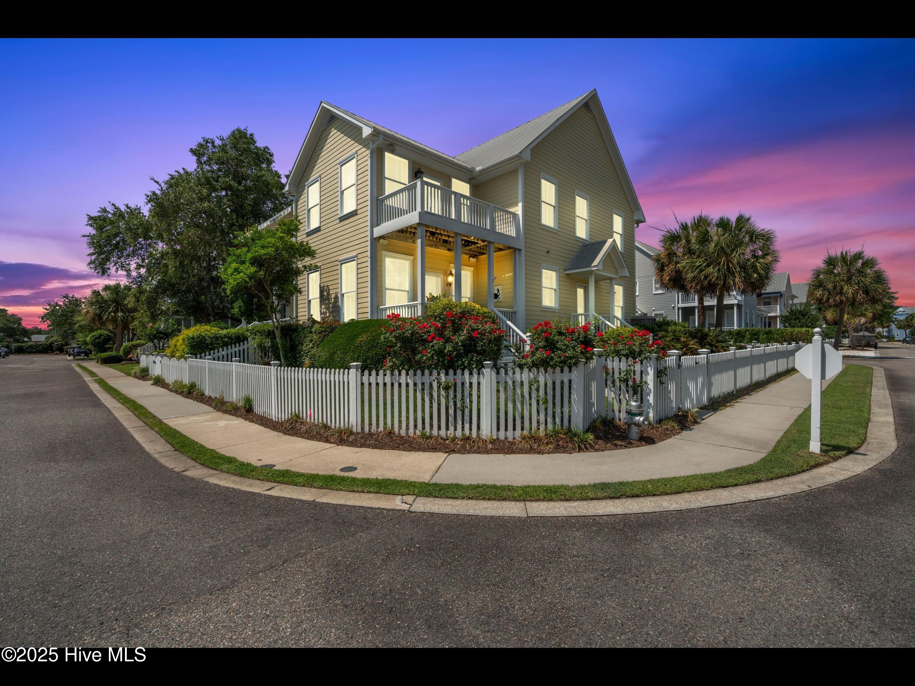 1523 Island Marina Drive Property Photo 2
