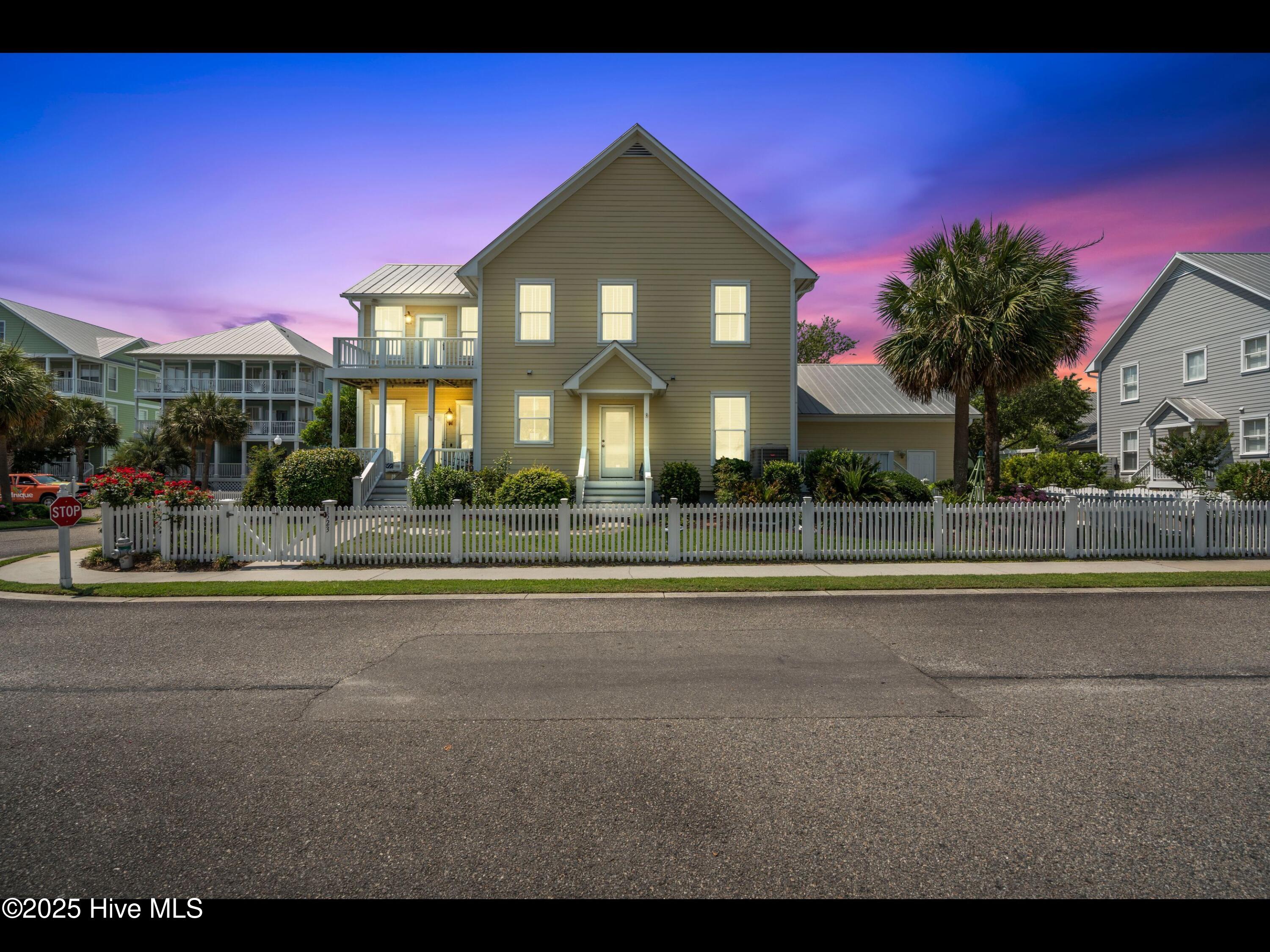 1523 Island Marina Drive Property Photo 3
