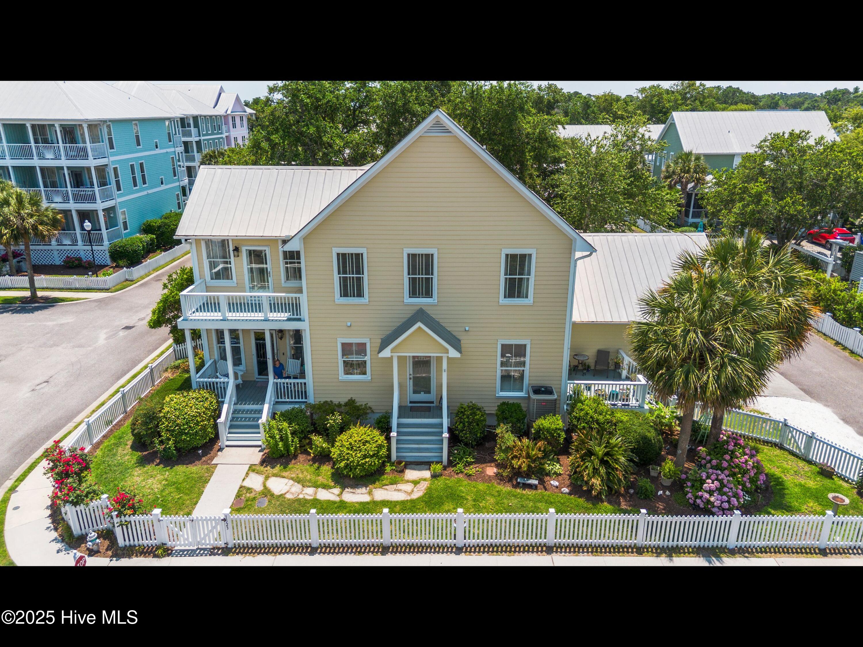 1523 Island Marina Drive Property Photo 4