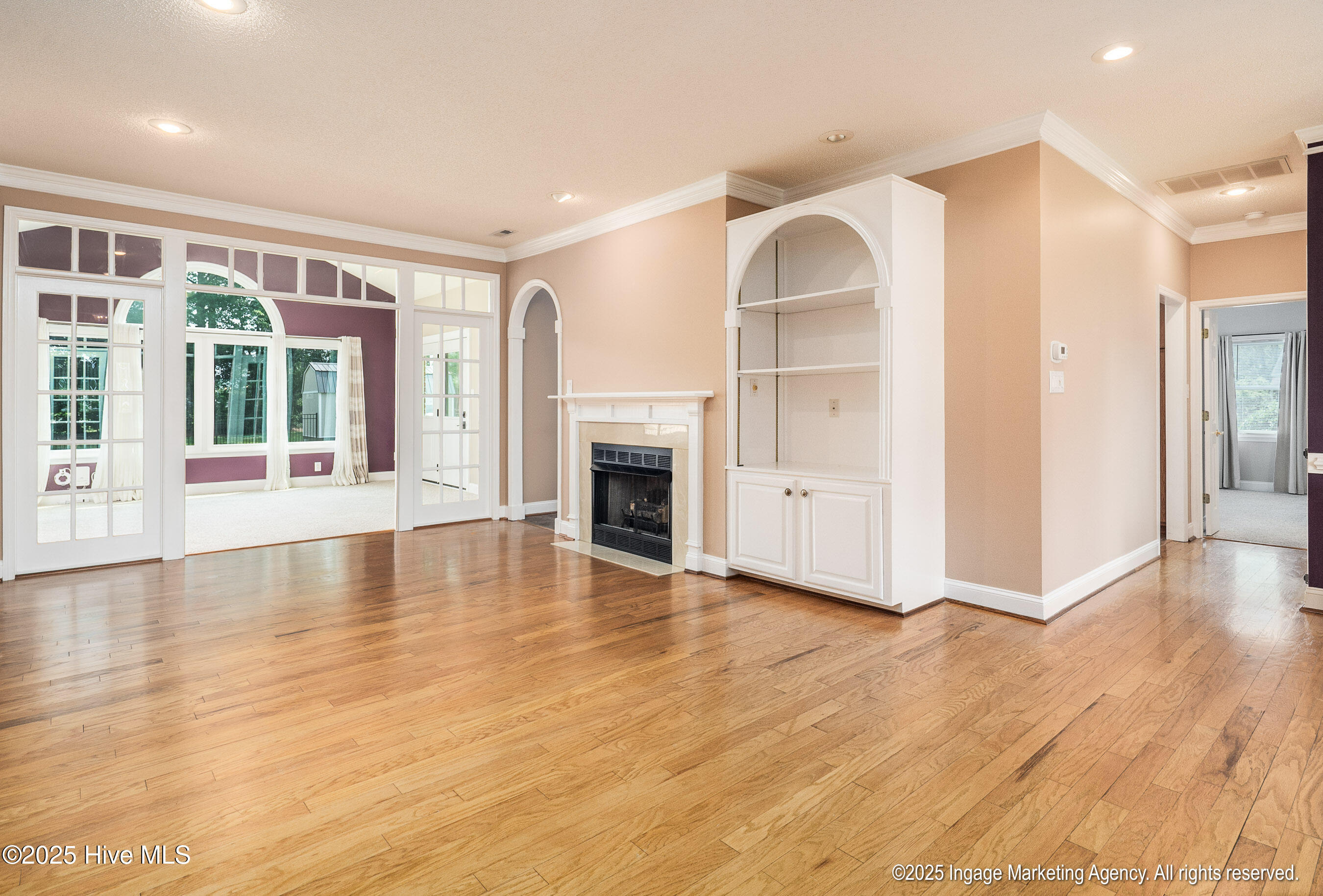 201 Barrington Way Property Photo 17