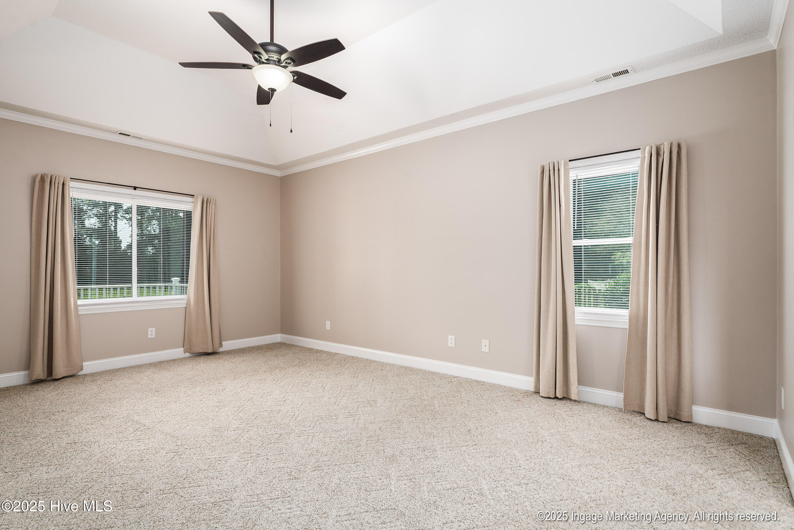 201 Barrington Way Property Photo 28
