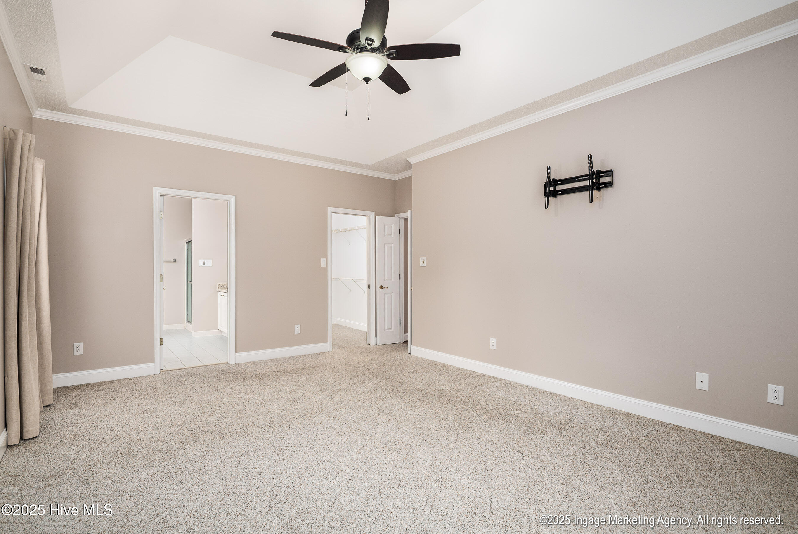 201 Barrington Way Property Photo 29
