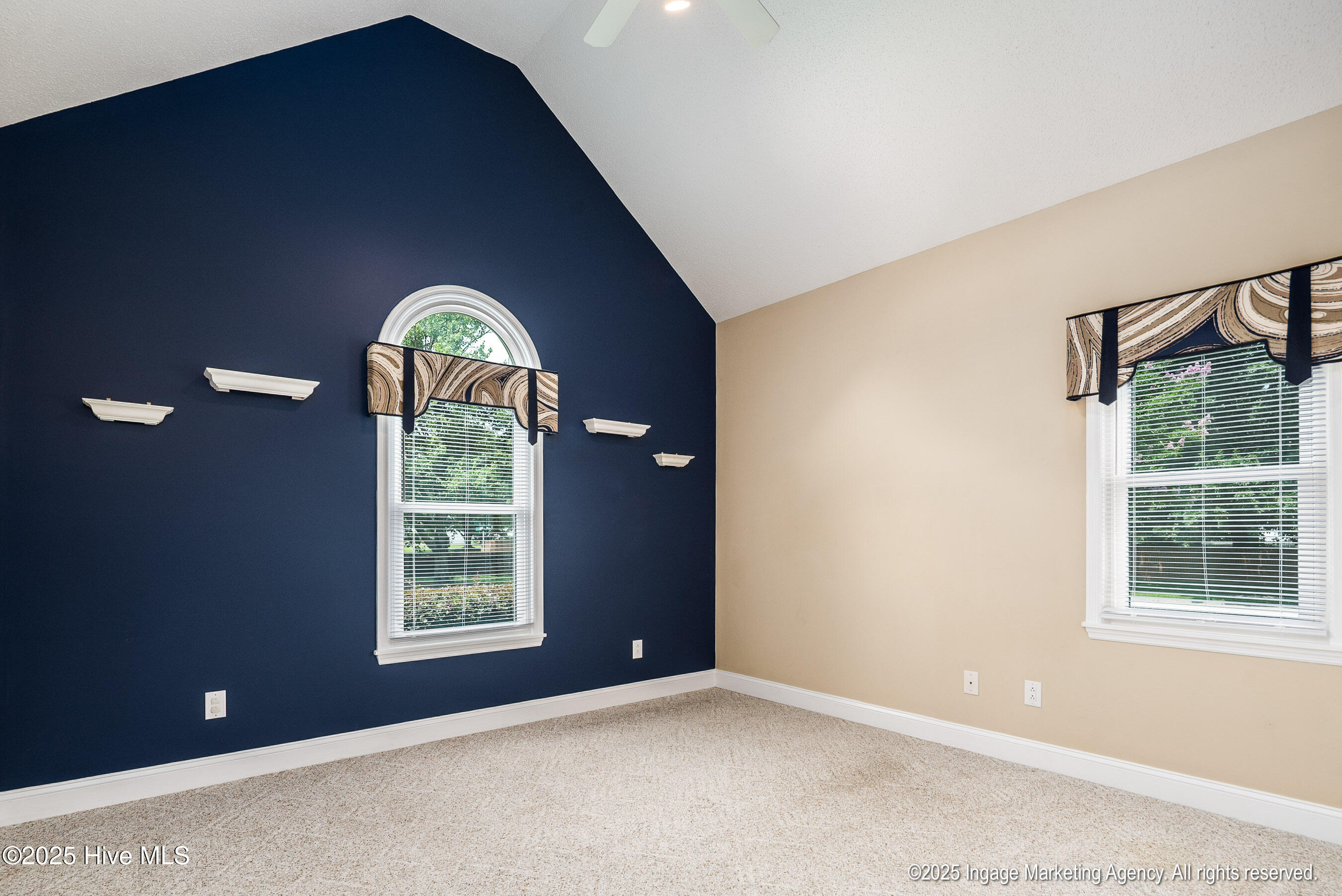 201 Barrington Way Property Photo 36