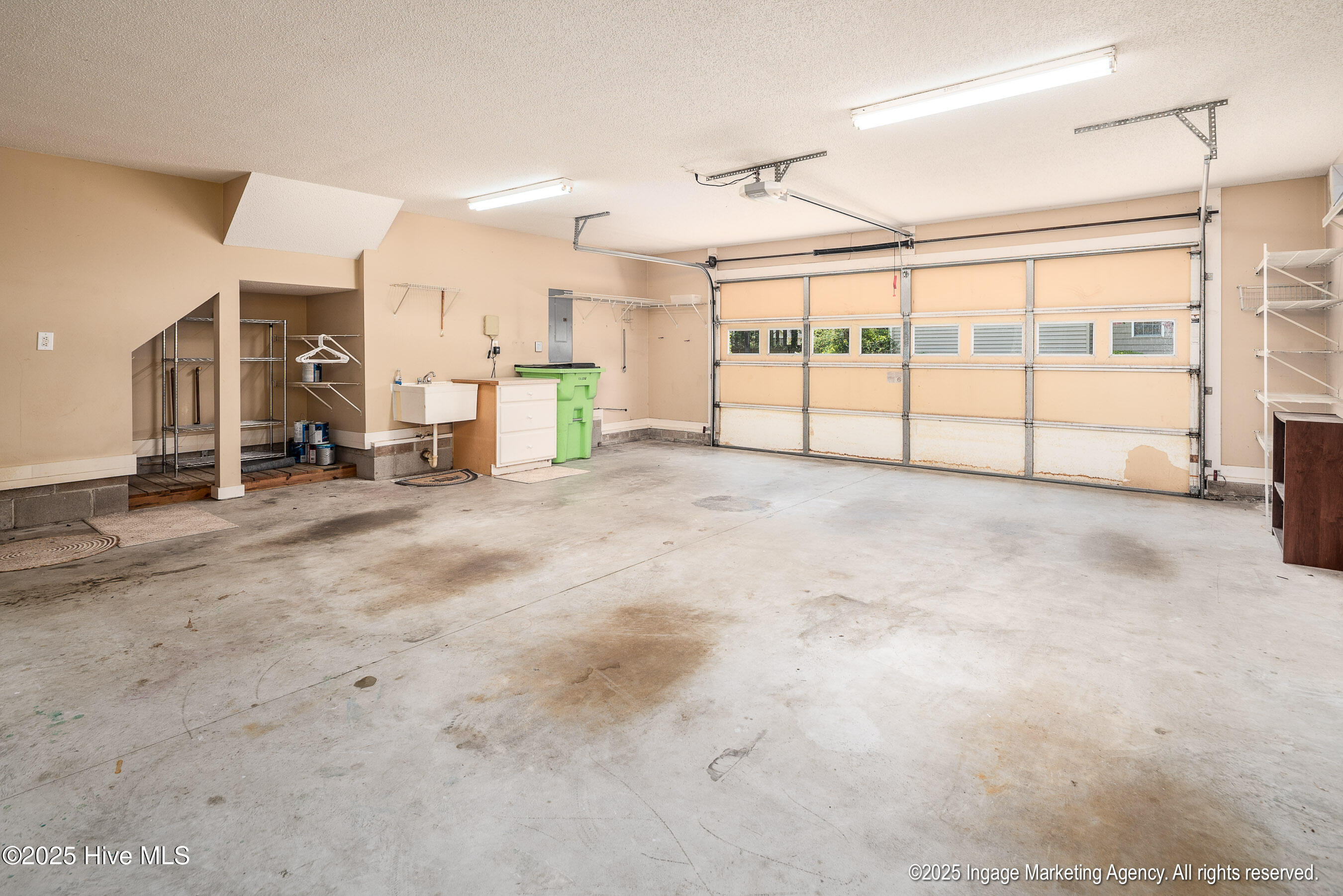 201 Barrington Way Property Photo 45