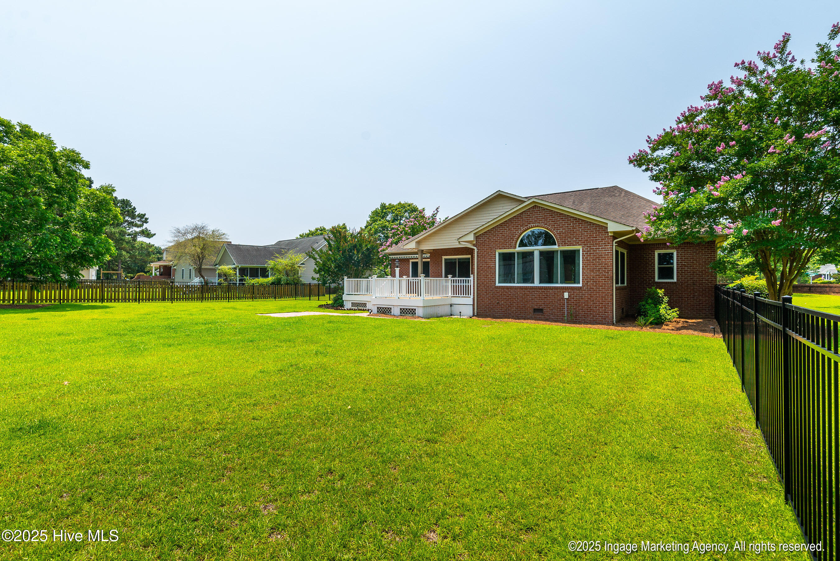 201 Barrington Way Property Photo 46