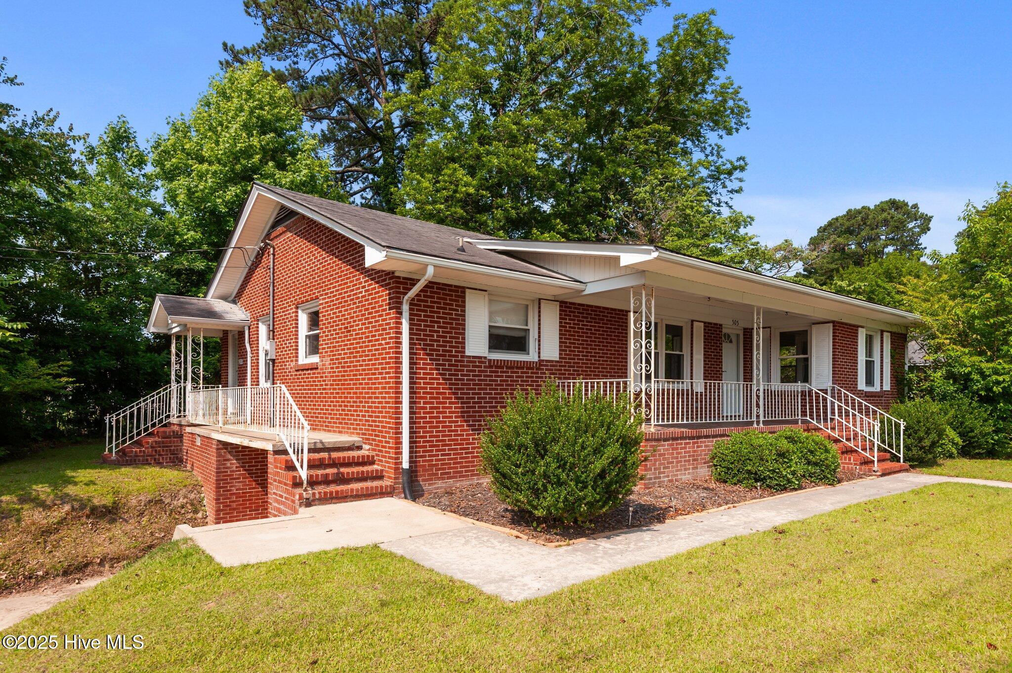 303 Wynne Fork Road Property Photo 1