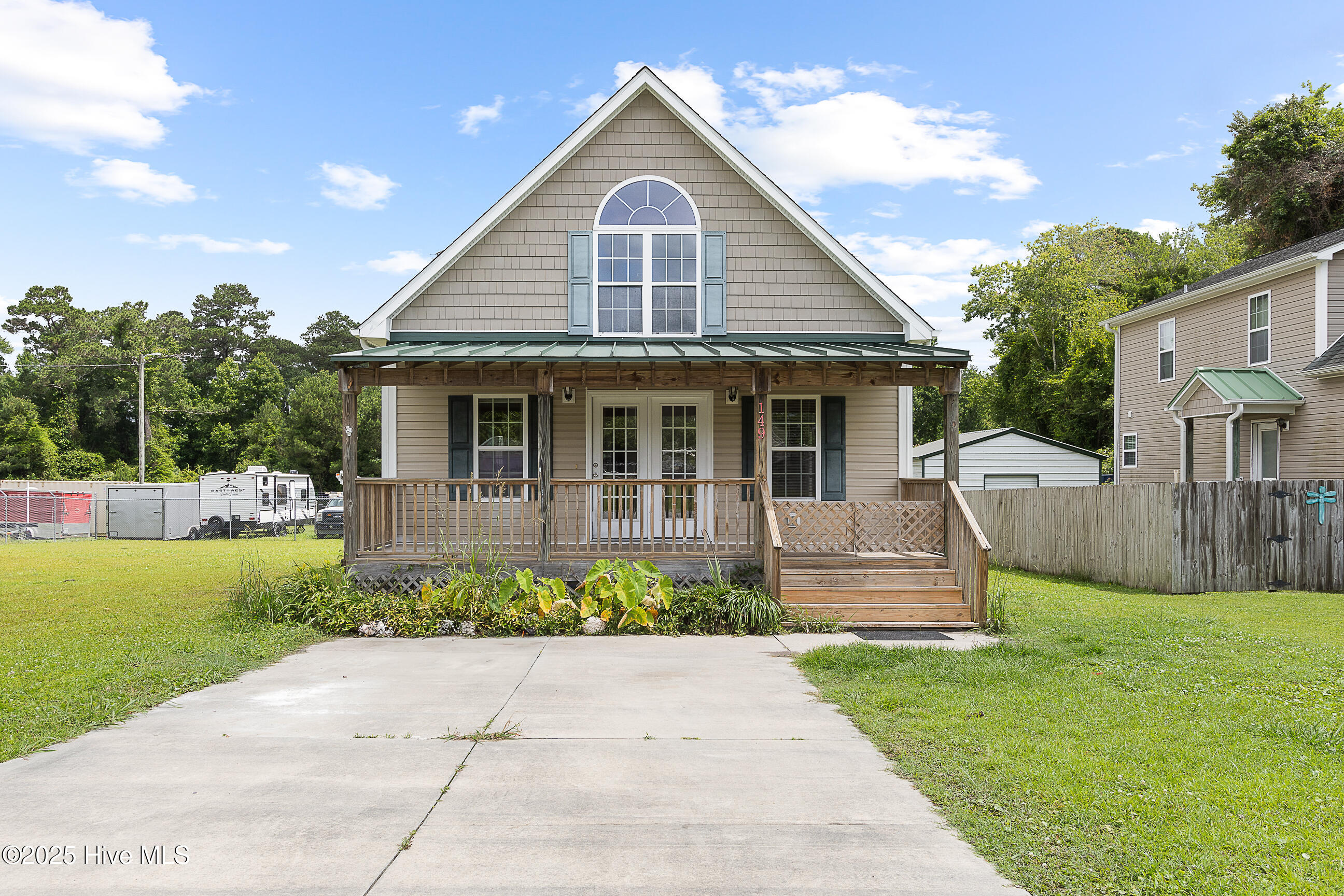 149 Lee Street Property Photo 1