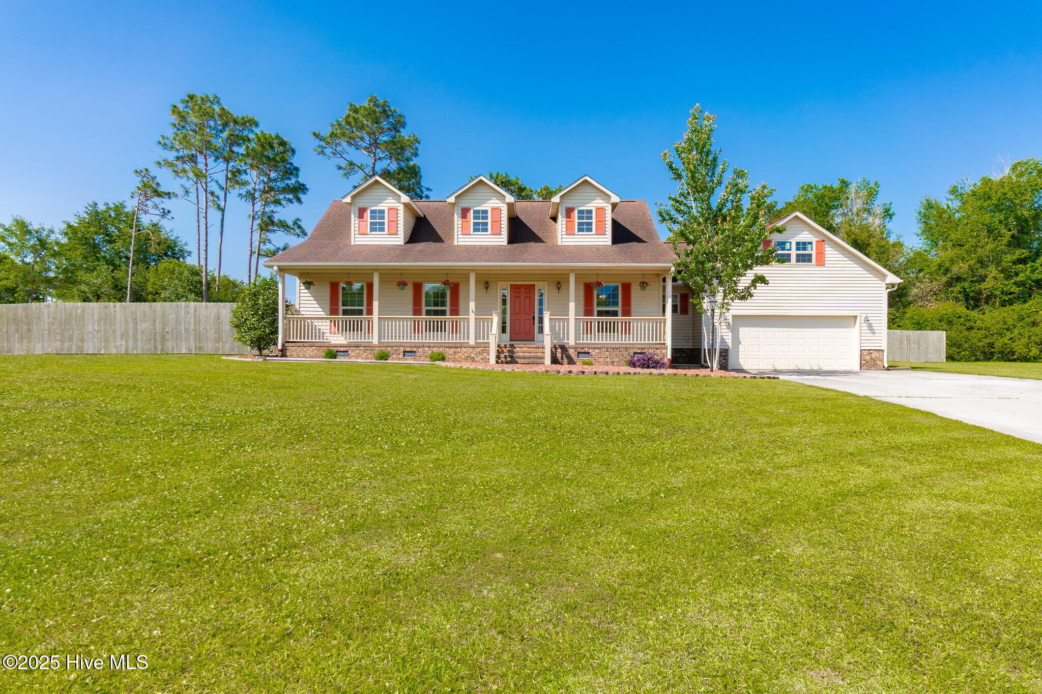 183 Gales Drive Property Photo 1