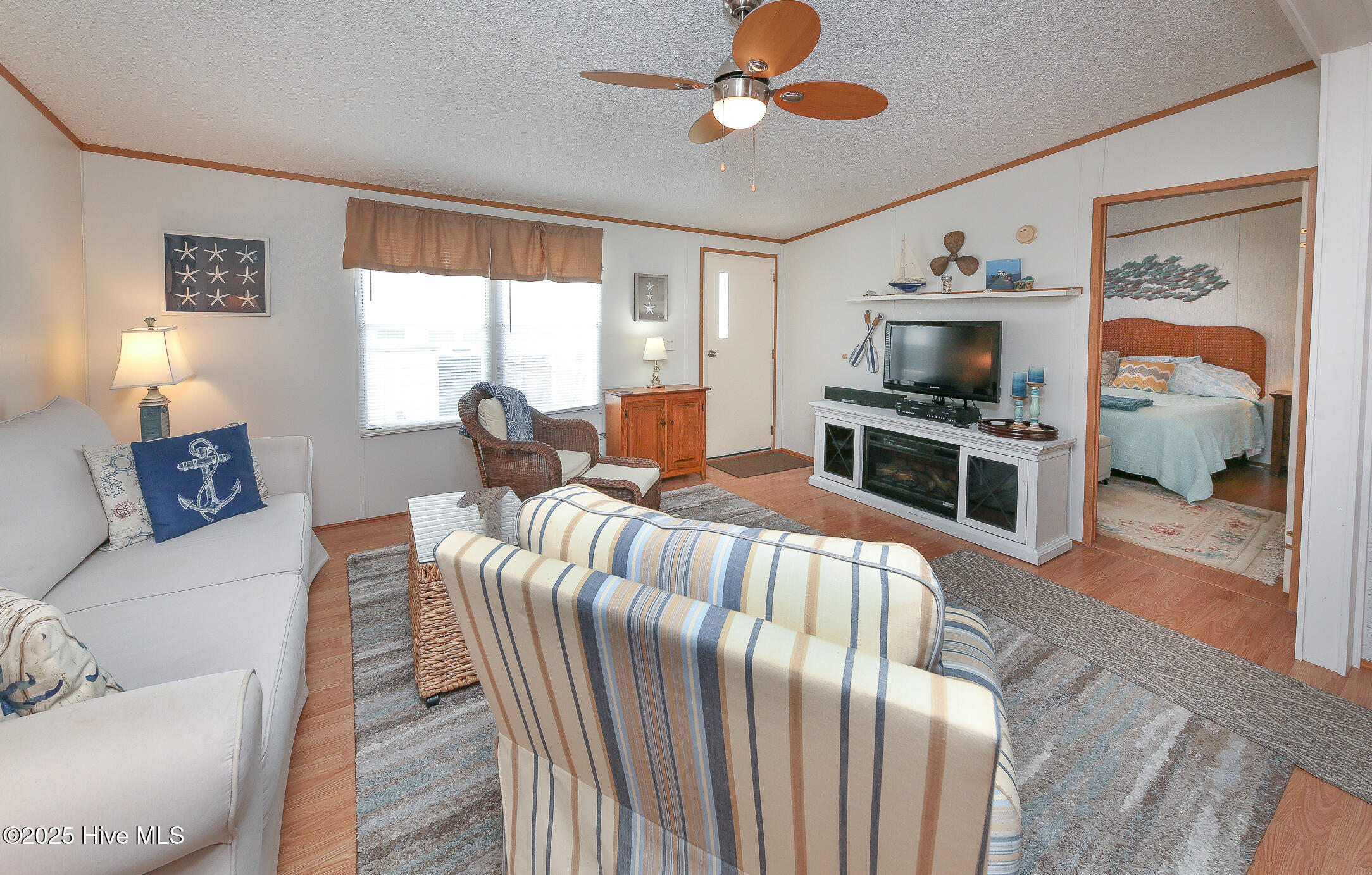 114 Dolphin Court Property Photo 6