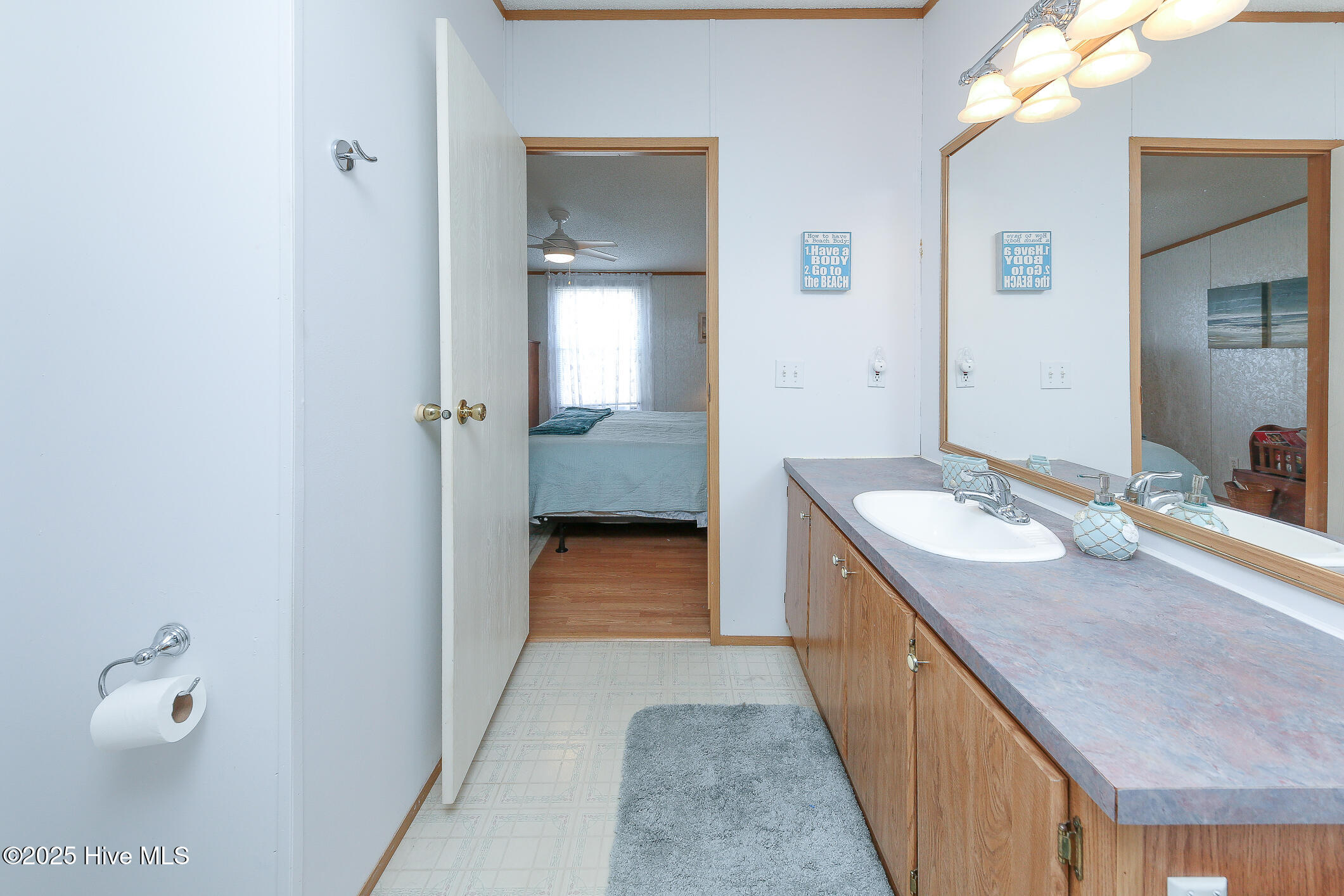114 Dolphin Court Property Photo 14