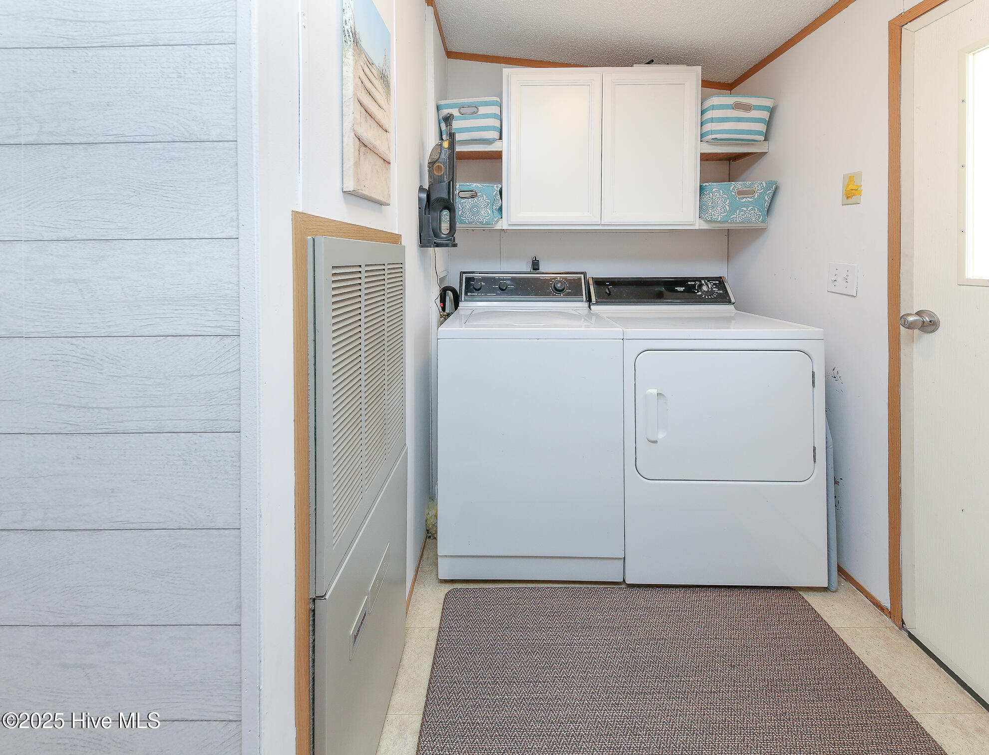 114 Dolphin Court Property Photo 23