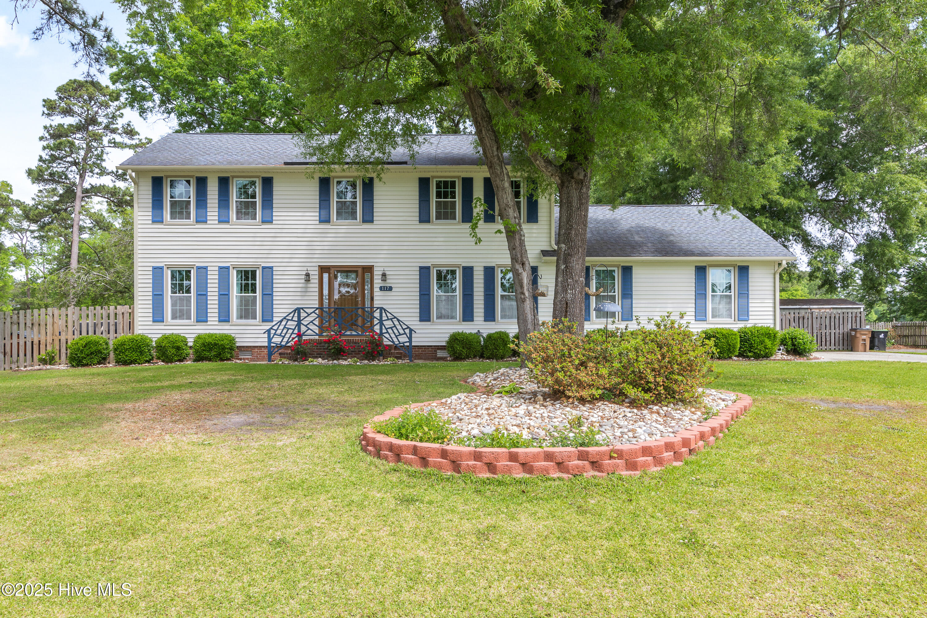 117 Kemberly Court Property Photo 1