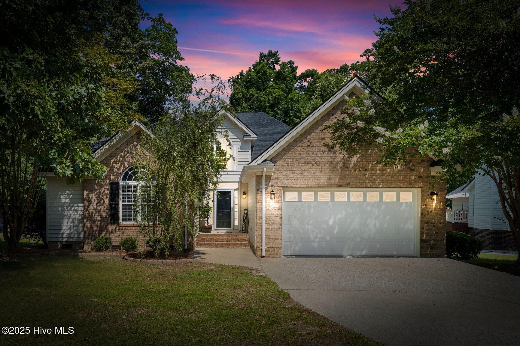 3052 Woods Walk Way Property Photo 1
