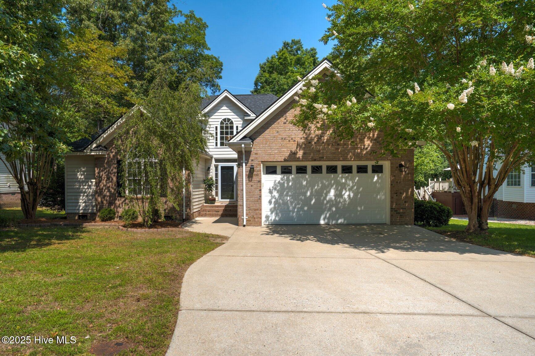 3052 Woods Walk Way Property Photo 2