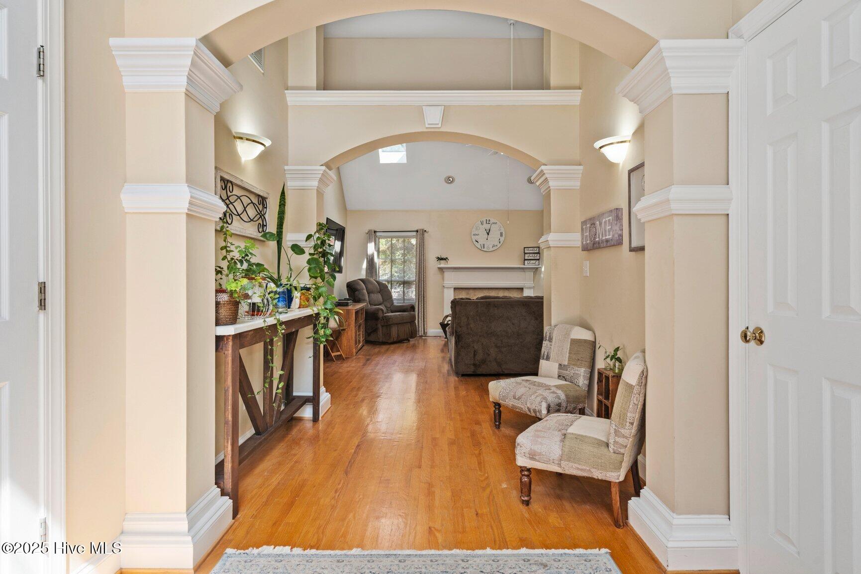 3052 Woods Walk Way Property Photo 6