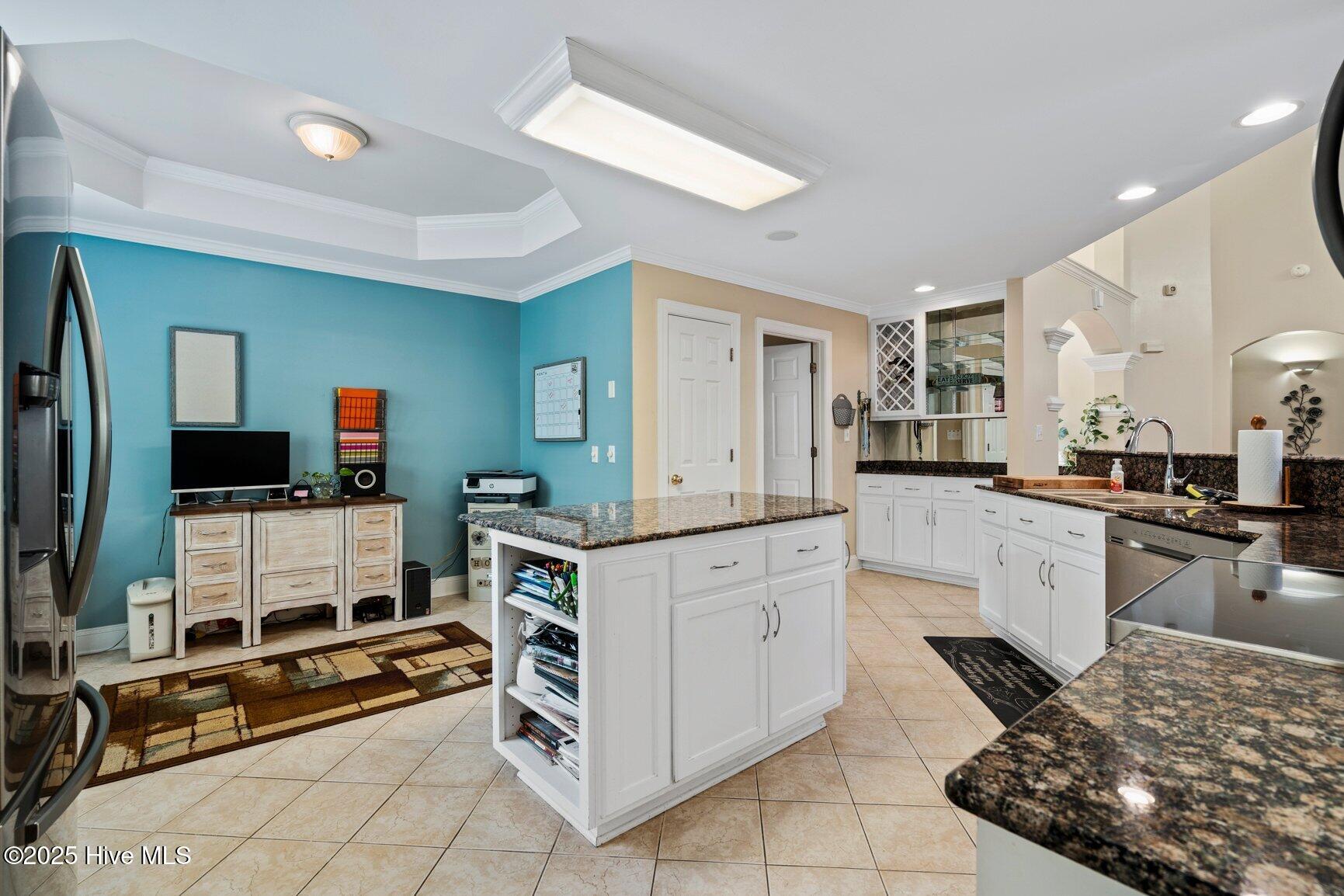 3052 Woods Walk Way Property Photo 12