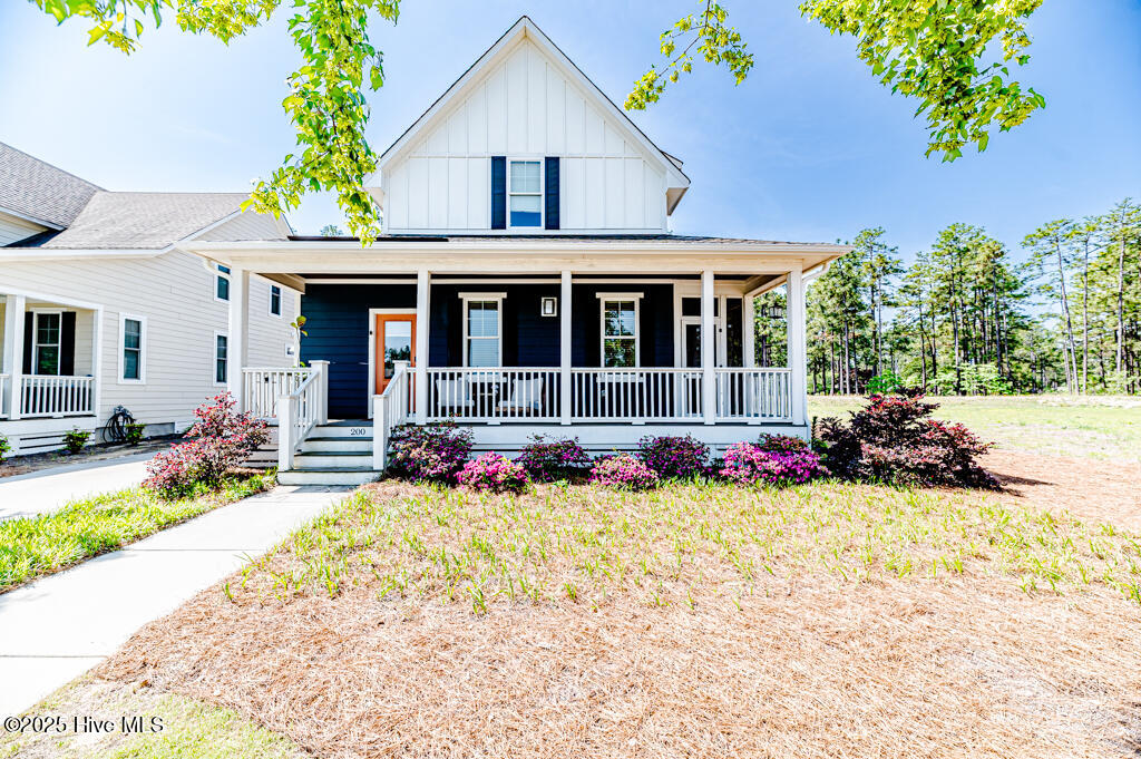 200 Manning Square Property Photo 1