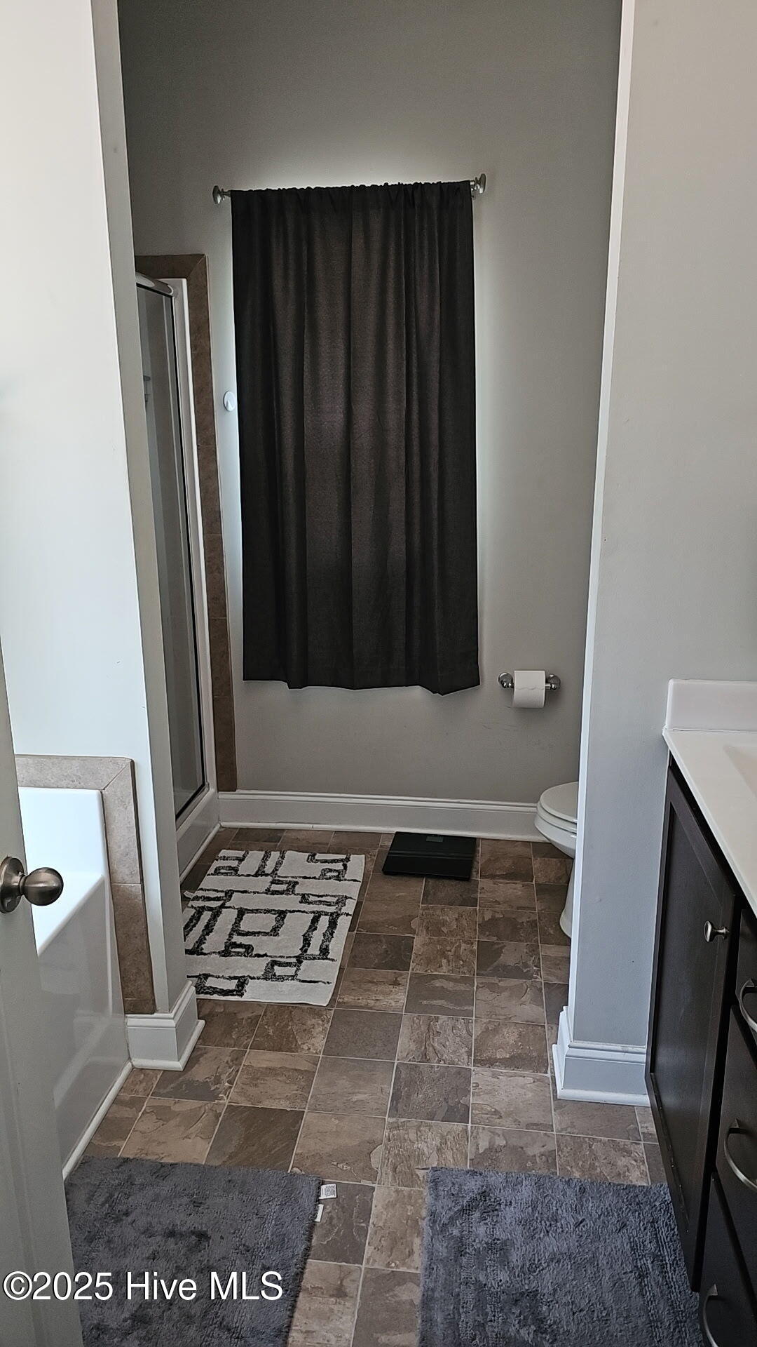 20 Issy Hawk Way Property Photo 24