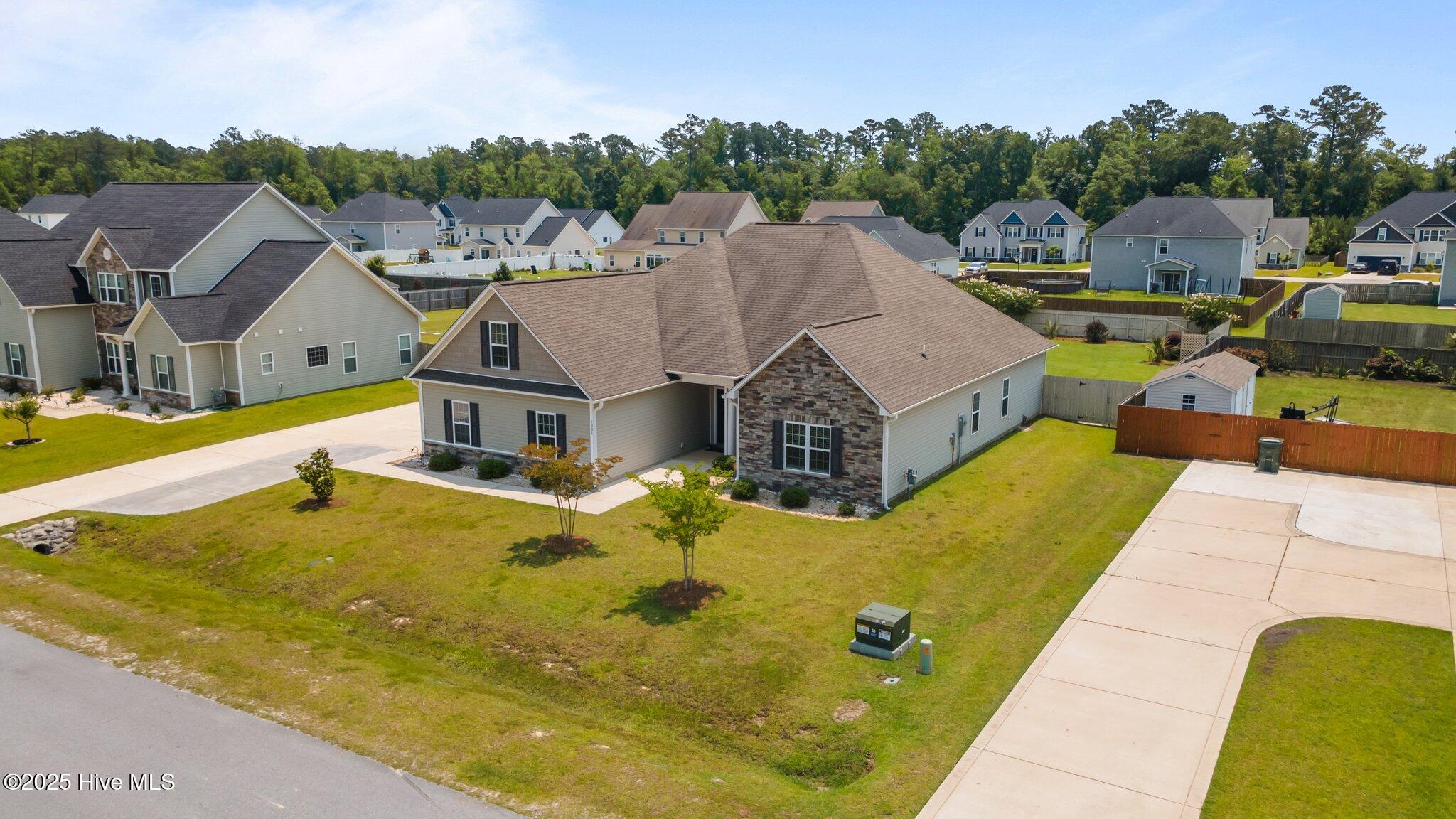 1006 Kingfish Way Property Photo 5