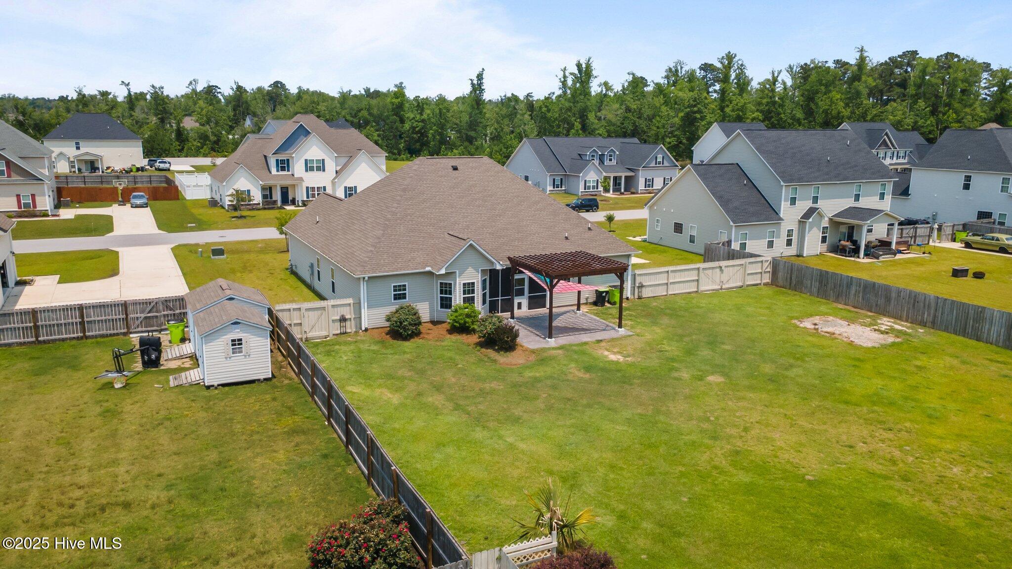 1006 Kingfish Way Property Photo 6