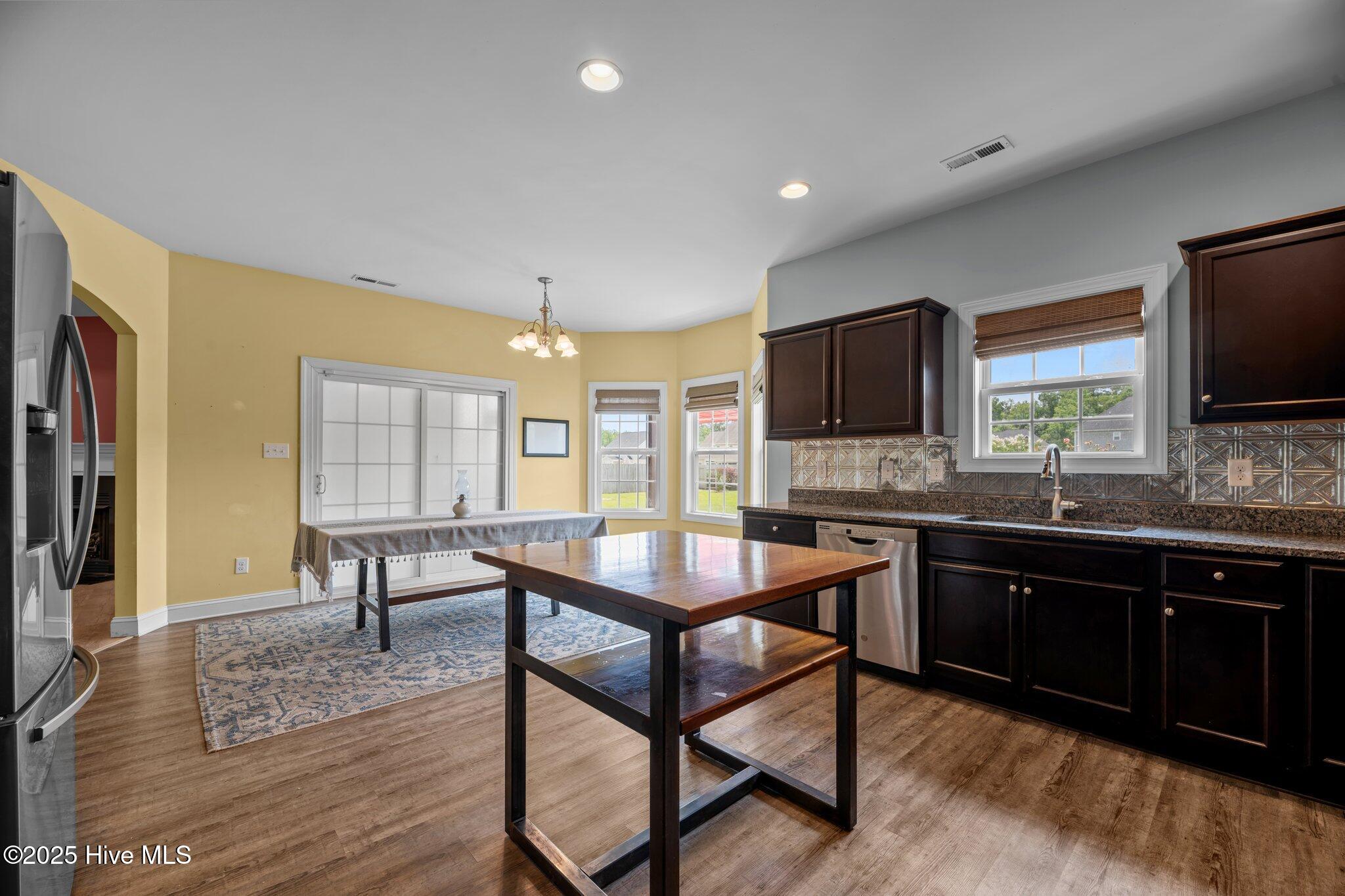 1006 Kingfish Way Property Photo 25