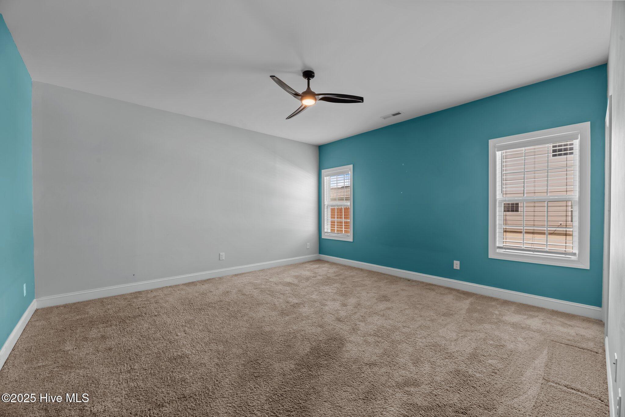 1006 Kingfish Way Property Photo 28