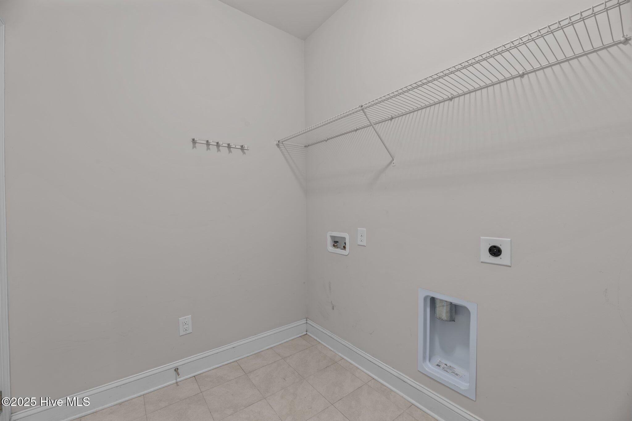 1006 Kingfish Way Property Photo 38