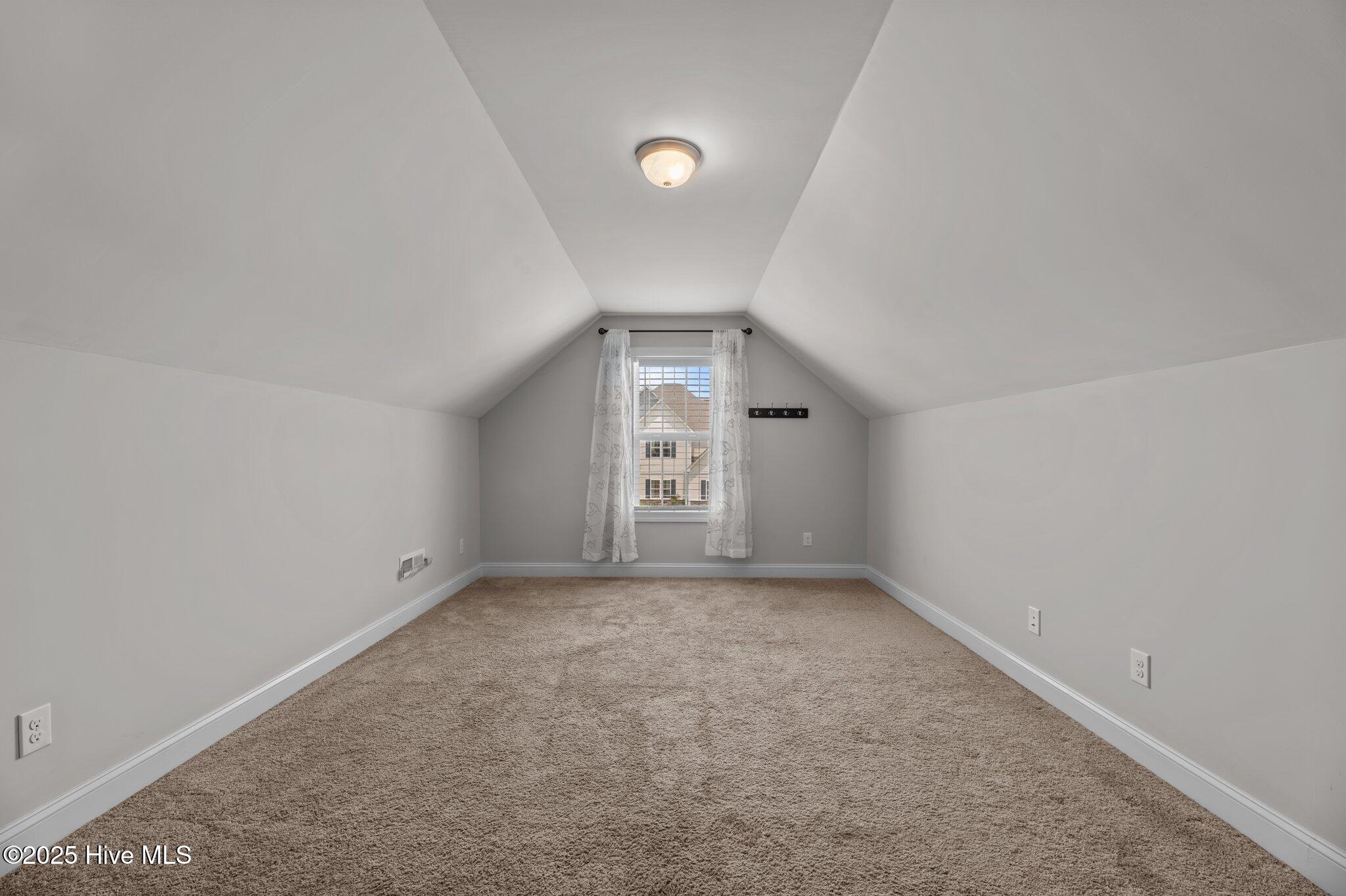 1006 Kingfish Way Property Photo 40