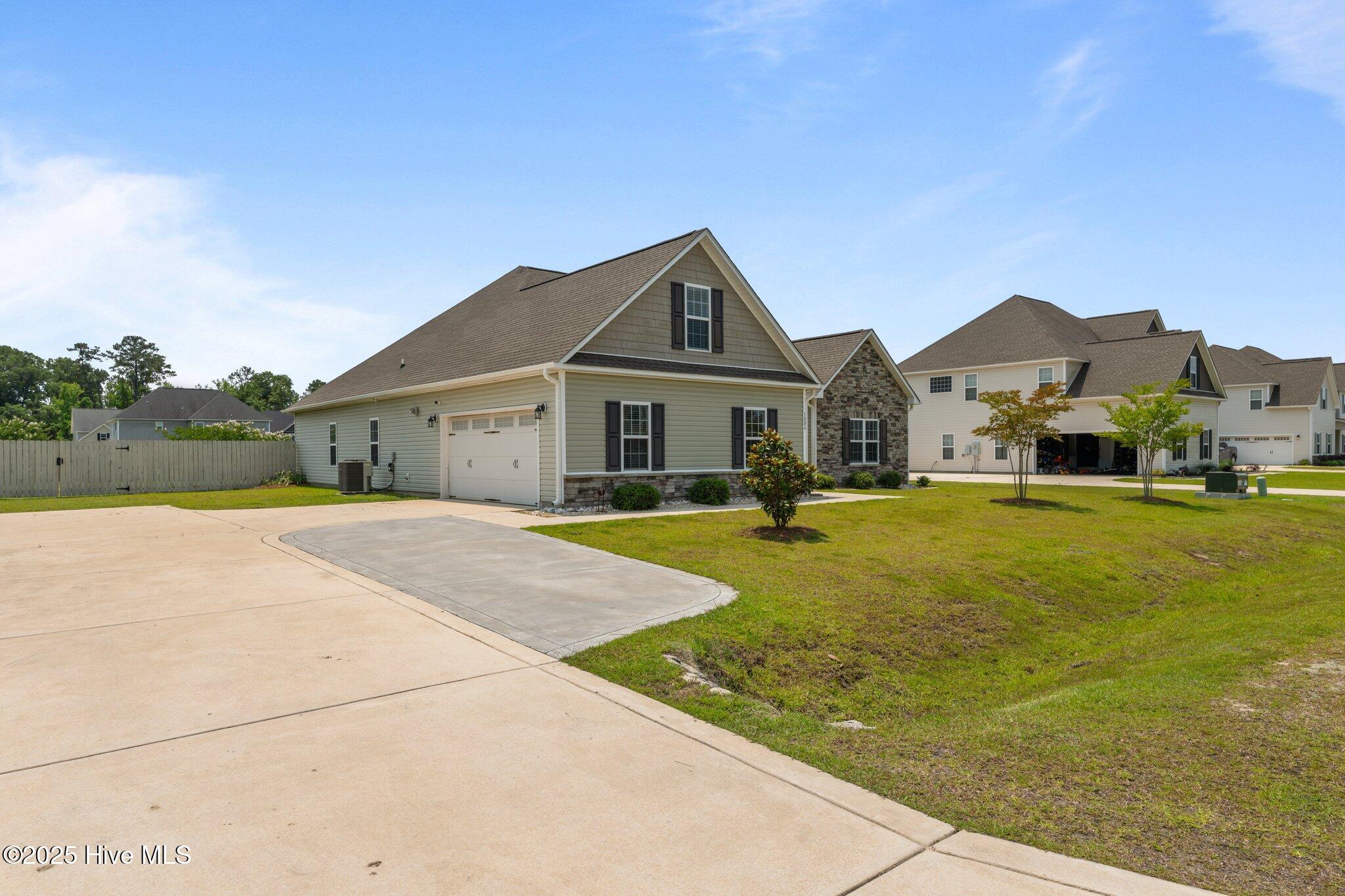 1006 Kingfish Way Property Photo 46