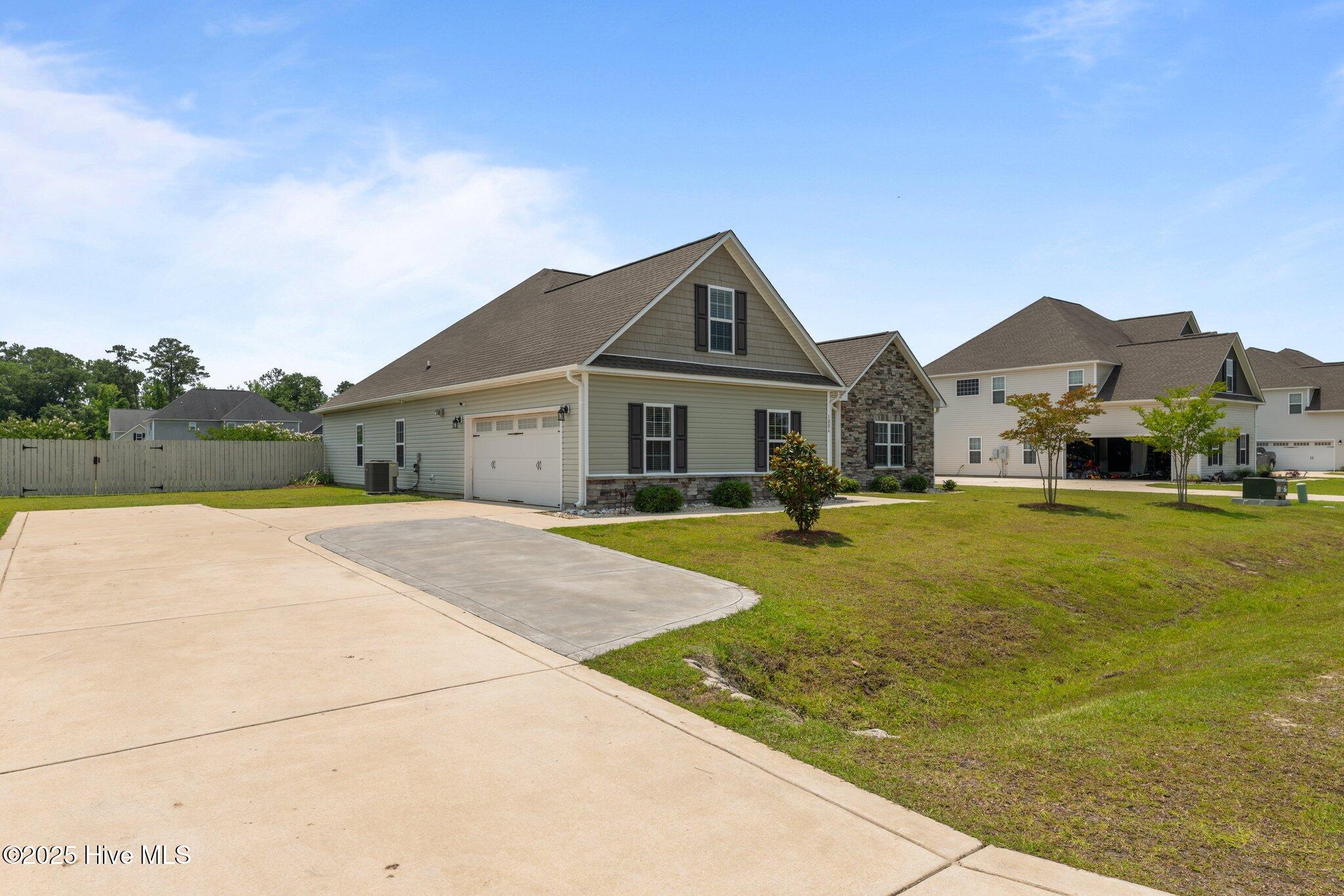 1006 Kingfish Way Property Photo 47
