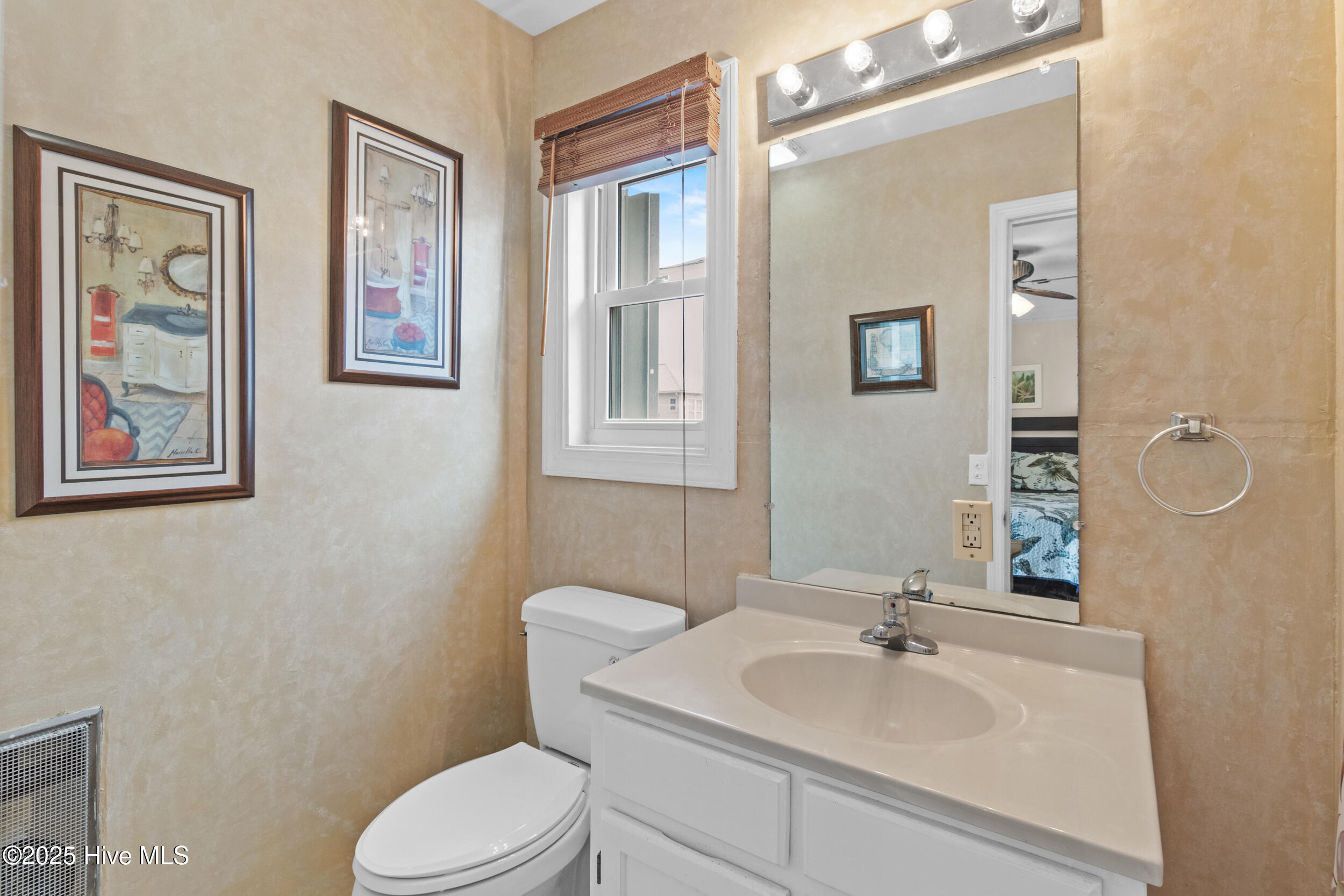 612 N Carolina Beach Avenue 3a Property Photo 16