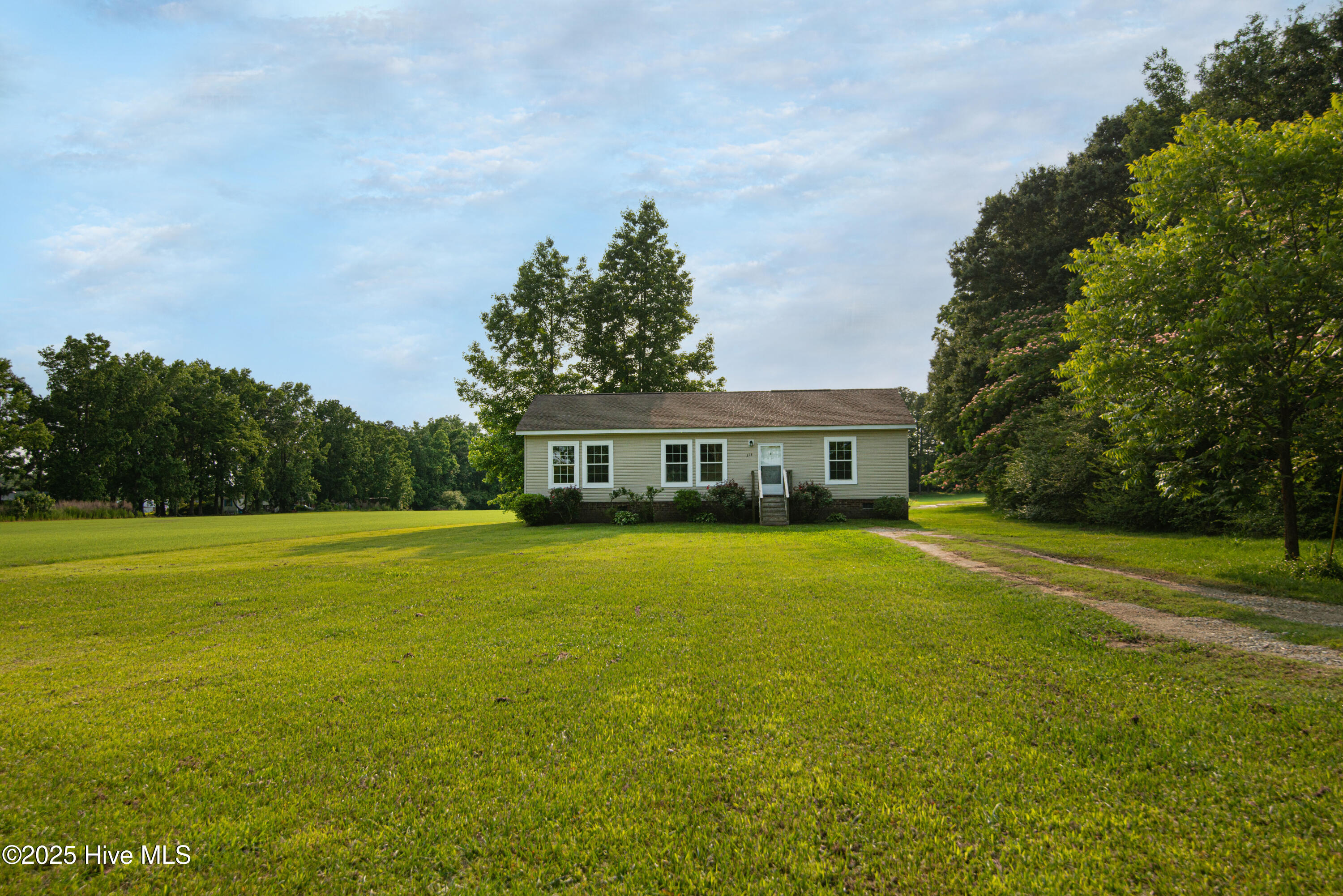 516 Cavanaughtown Road Property Photo 1
