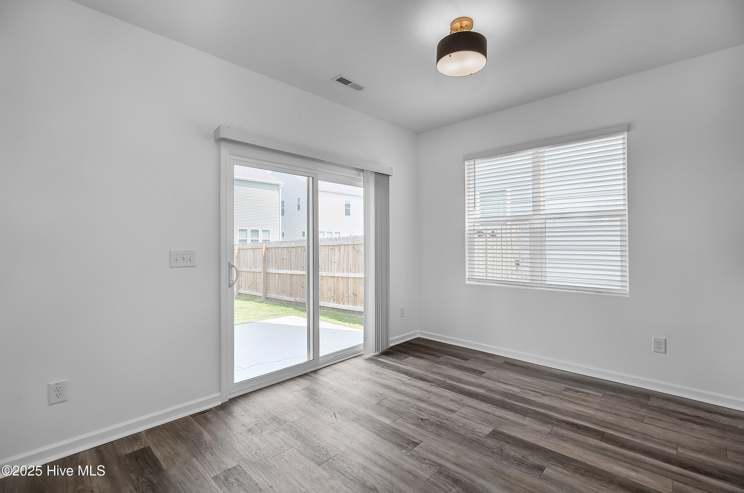 1617 Stanley Street Property Photo 13