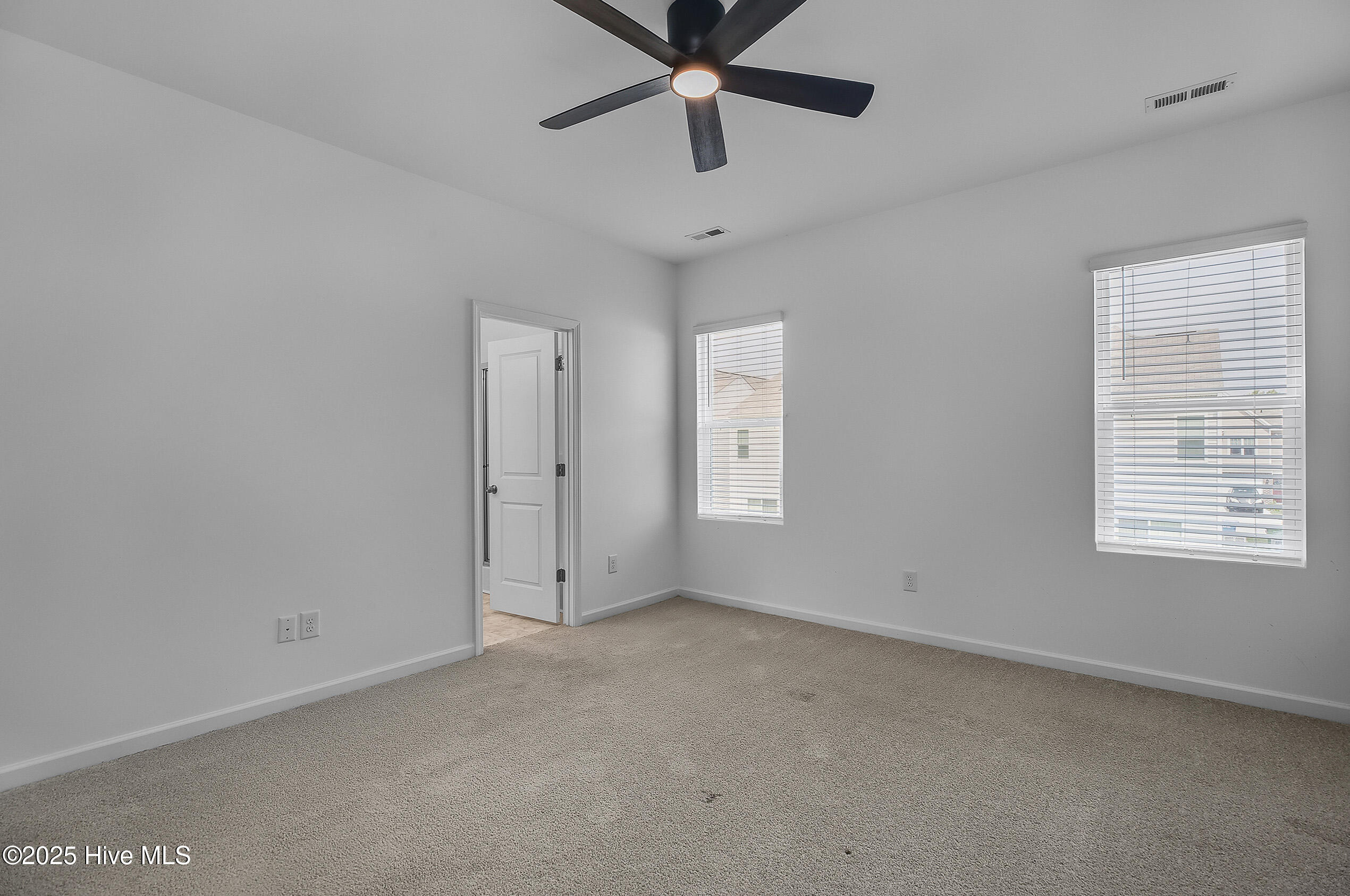 1617 Stanley Street Property Photo 20