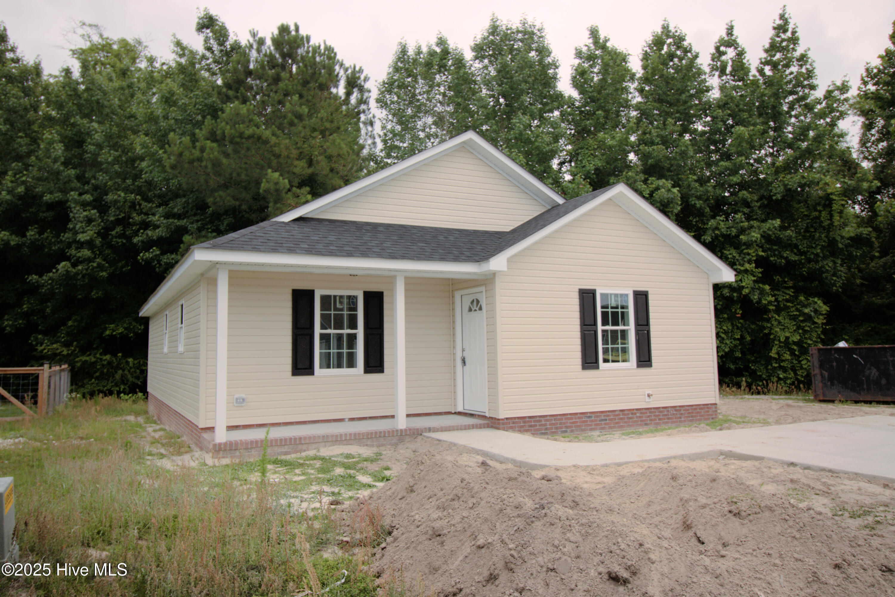 112 Nugget Trail Property Photo 1