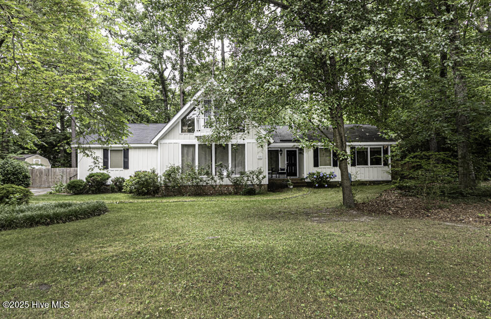 105 Litchfield Court