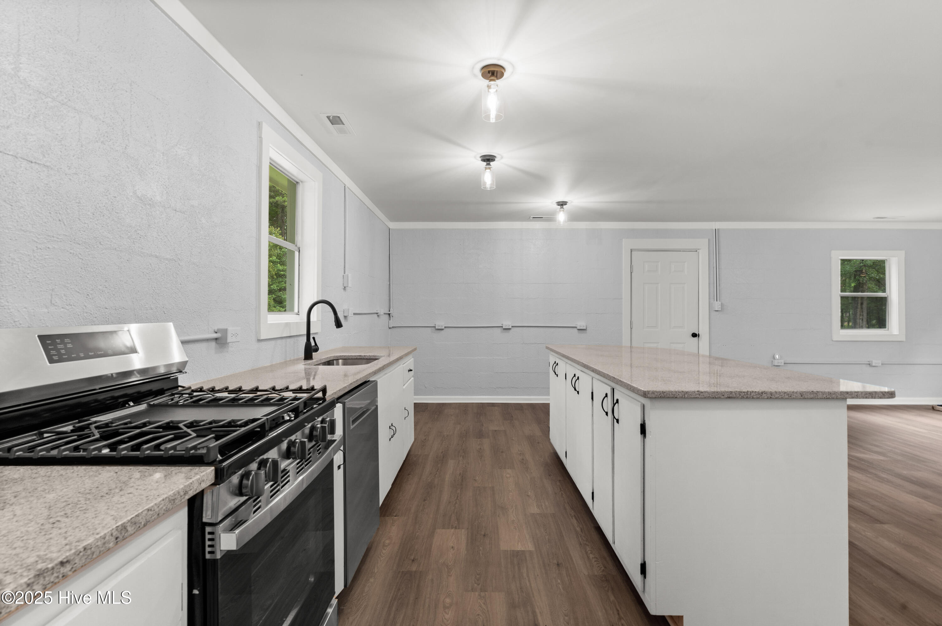 369 Tanglewood Acres Drive Property Photo 12