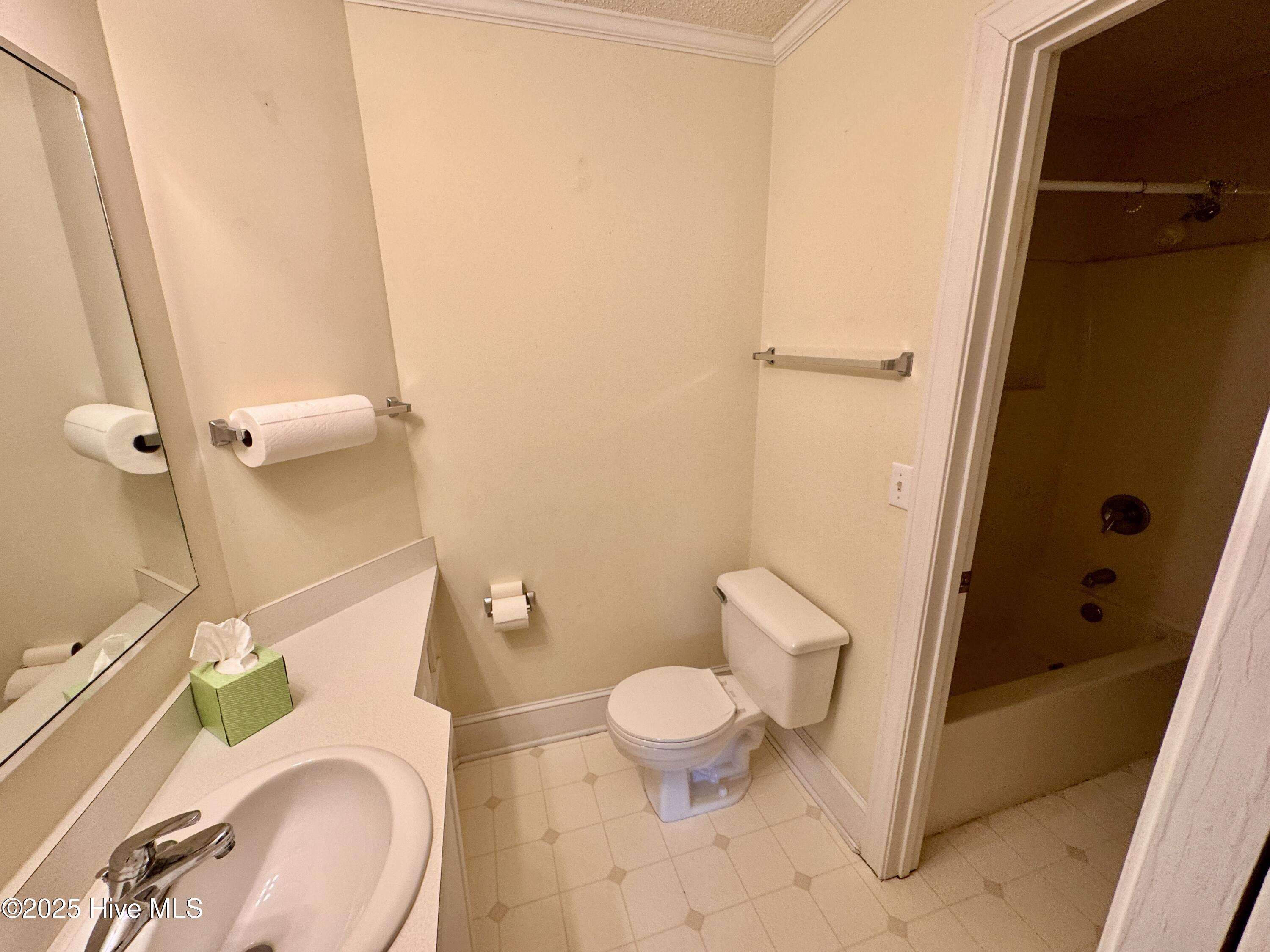 106 E Church Street Property Photo 25